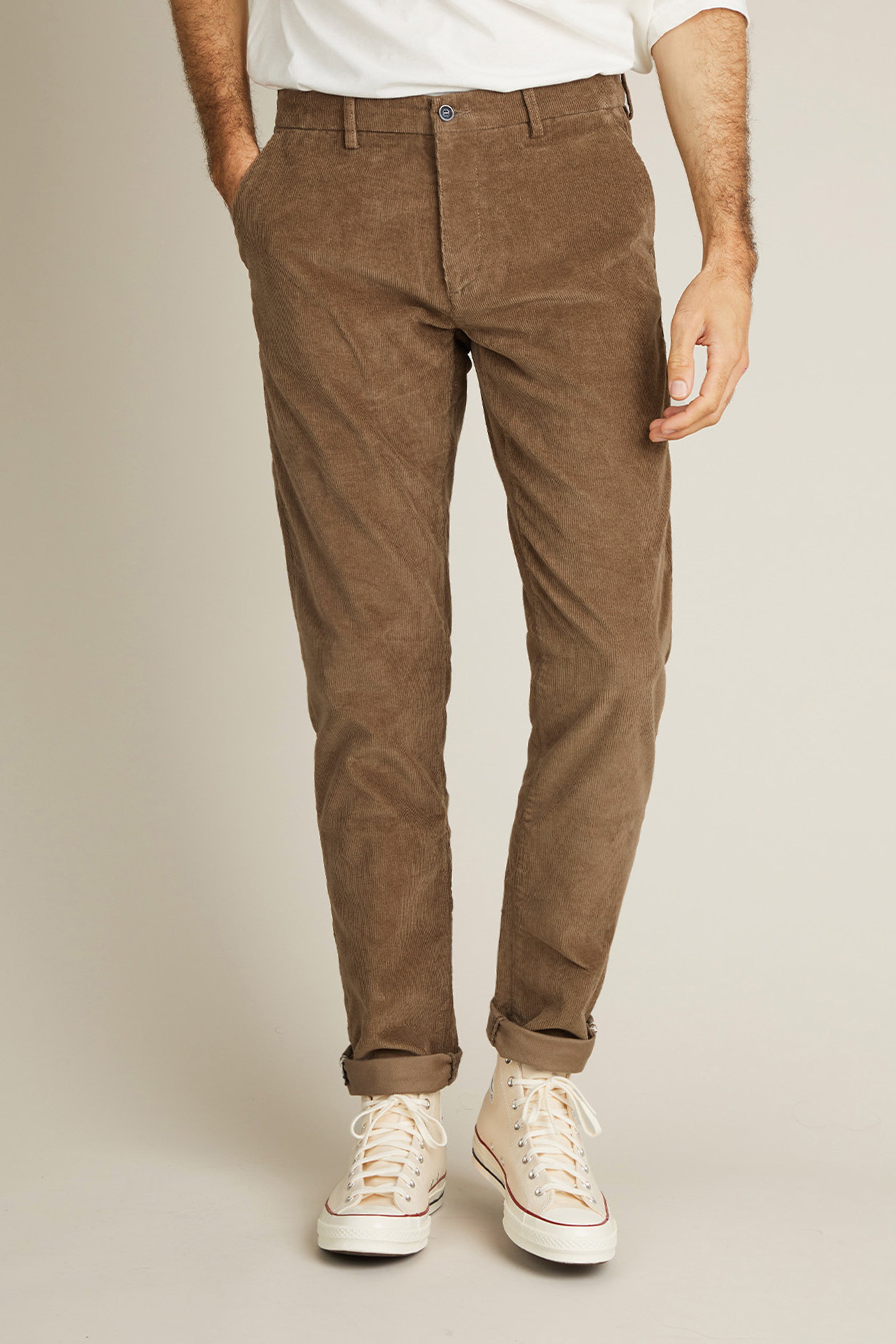 le-pantalon-chino-velours-tabac-chino-homme-semi-slim image 1