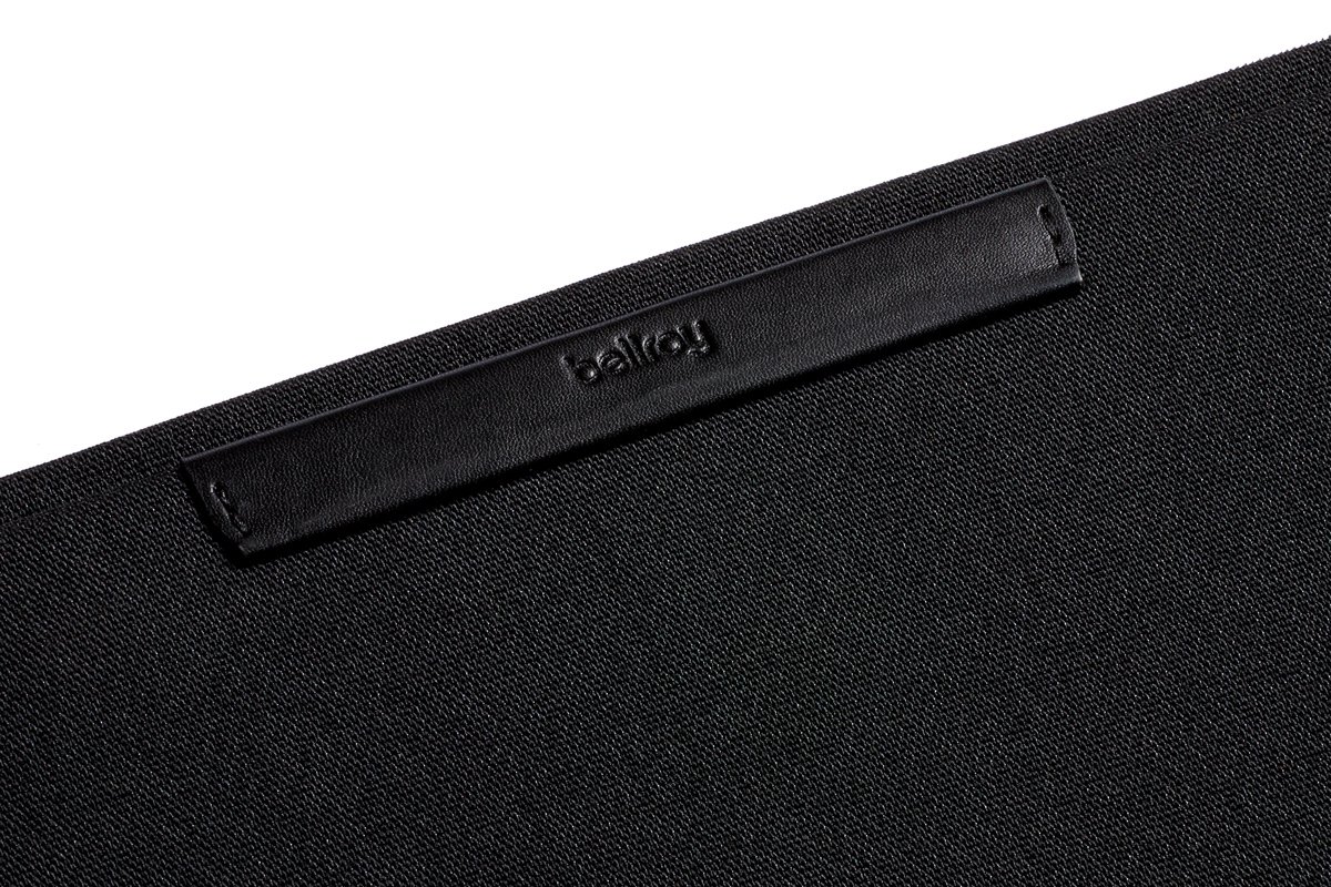 bellroy-laptop-sleeves-housse-pixelbook-pen-cuir-noir-13-pouces image 4