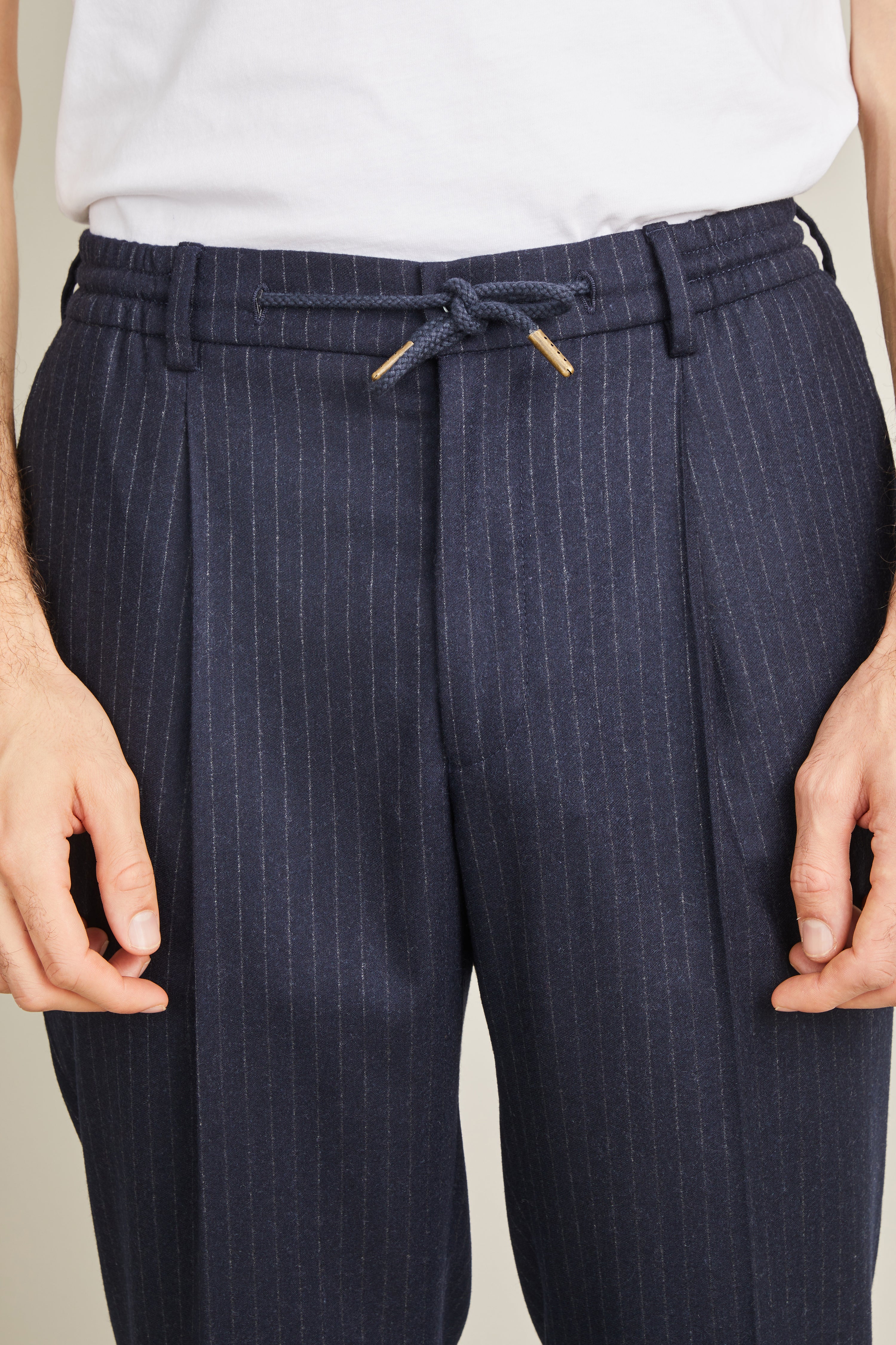 le-pantalon-jogpant-flanelle-pantalon-laine-marine image 3