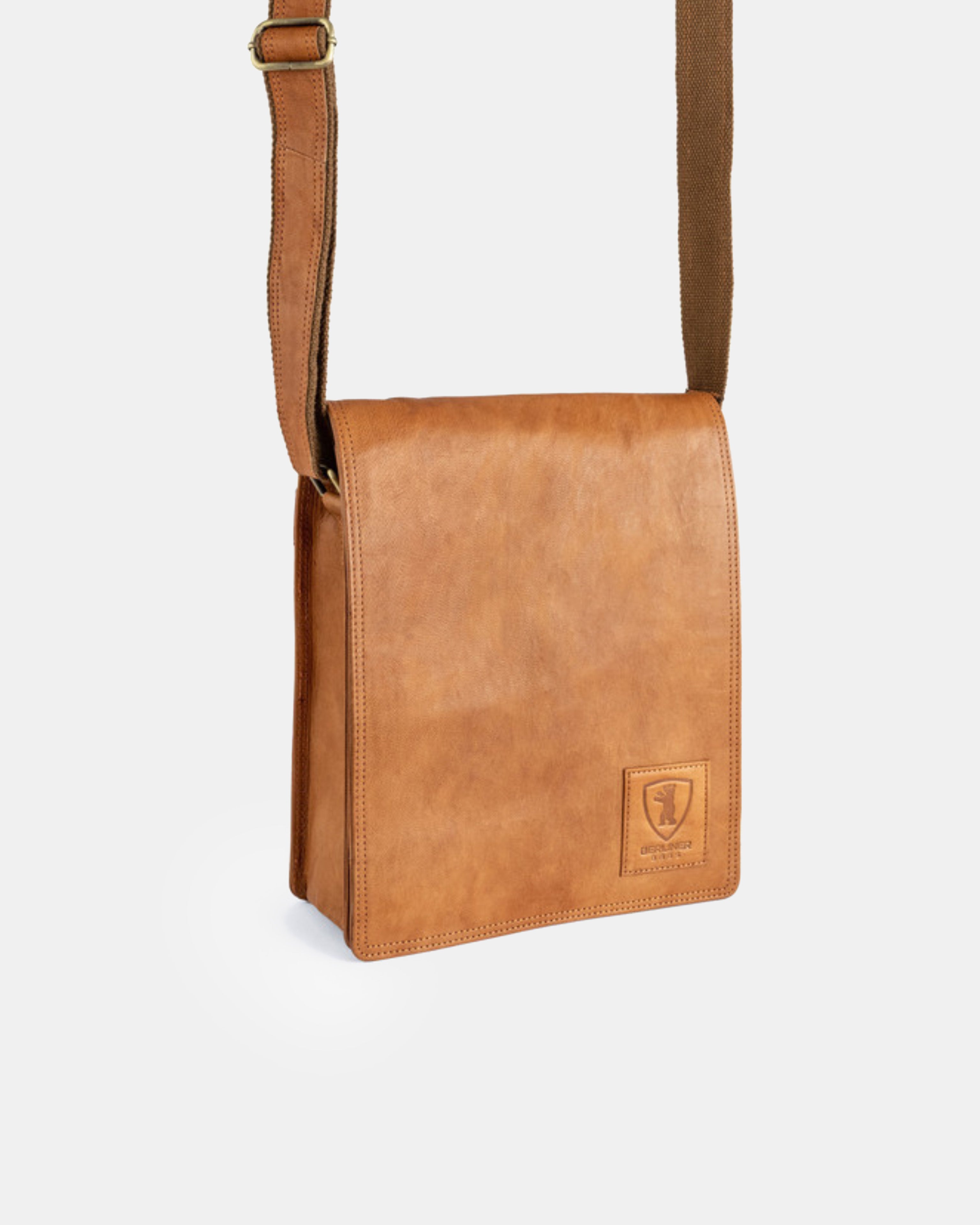 berliner-bags-konrad-sac-messenger-marron-vintage-cuir image 7