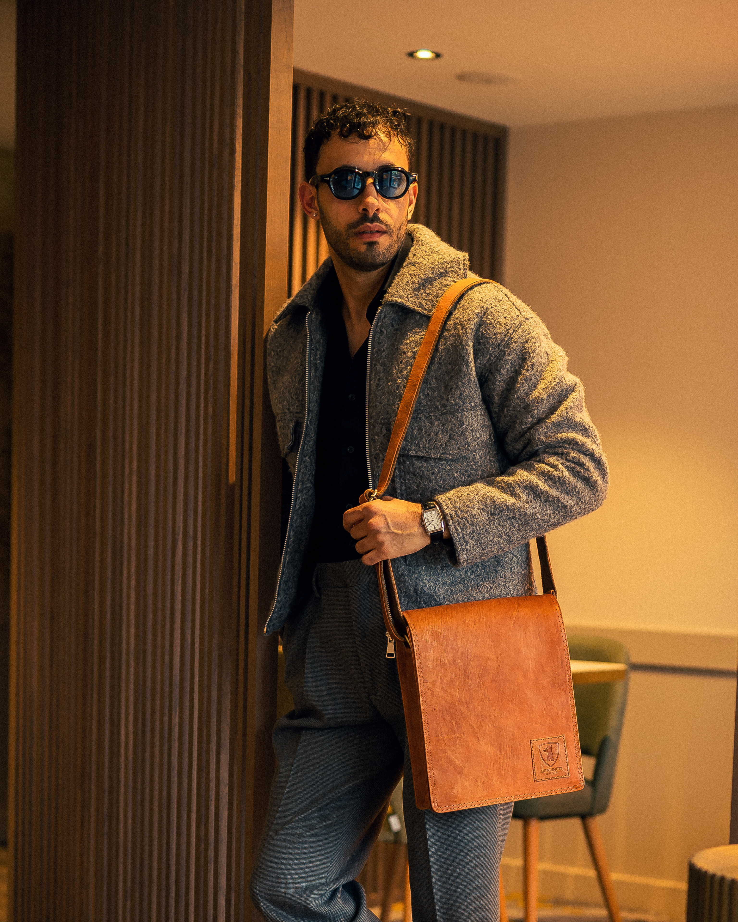 berliner-bags-konrad-sac-messenger-marron-vintage-cuir image 2