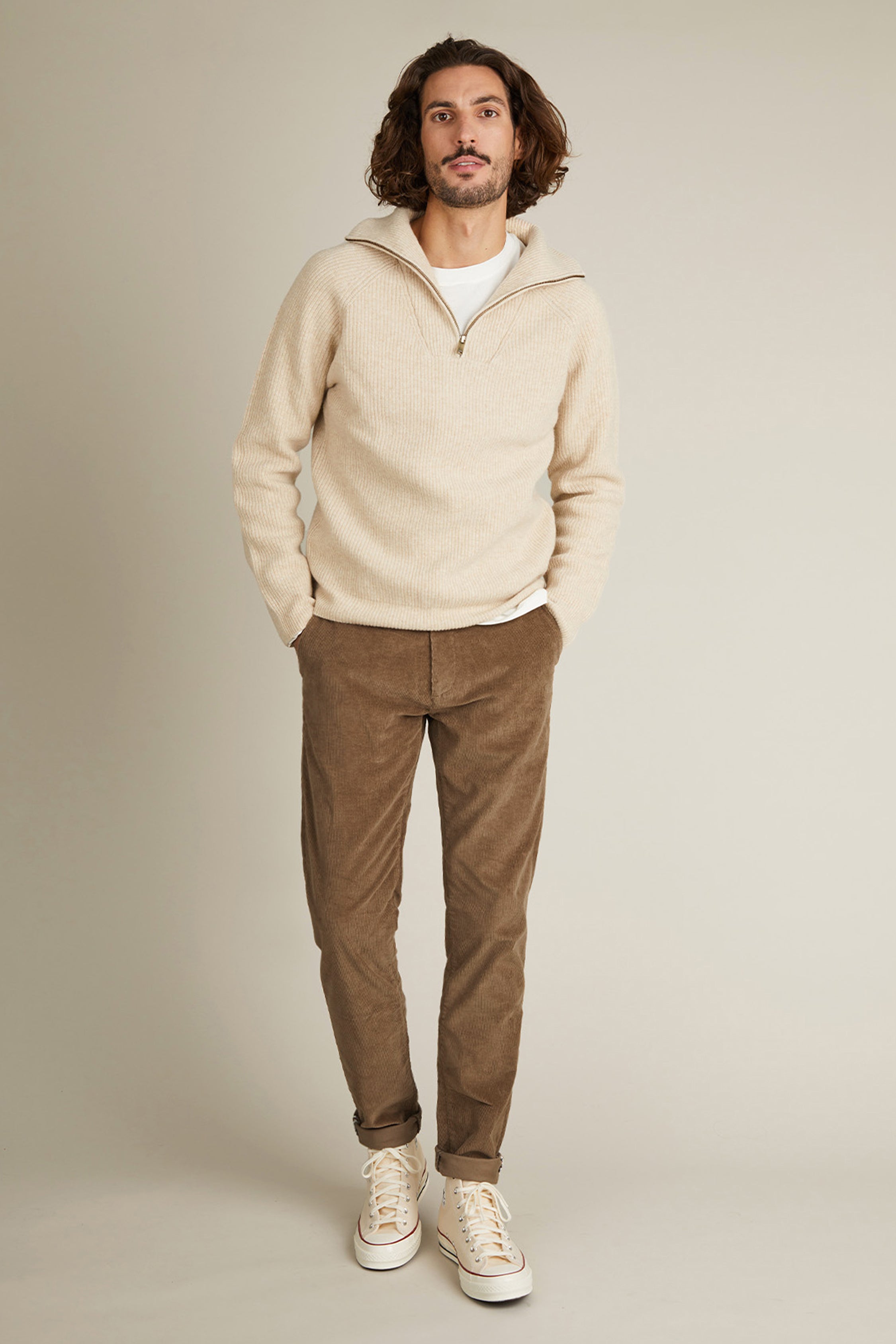 le-pantalon-chino-velours-tabac-chino-homme-semi-slim image 8