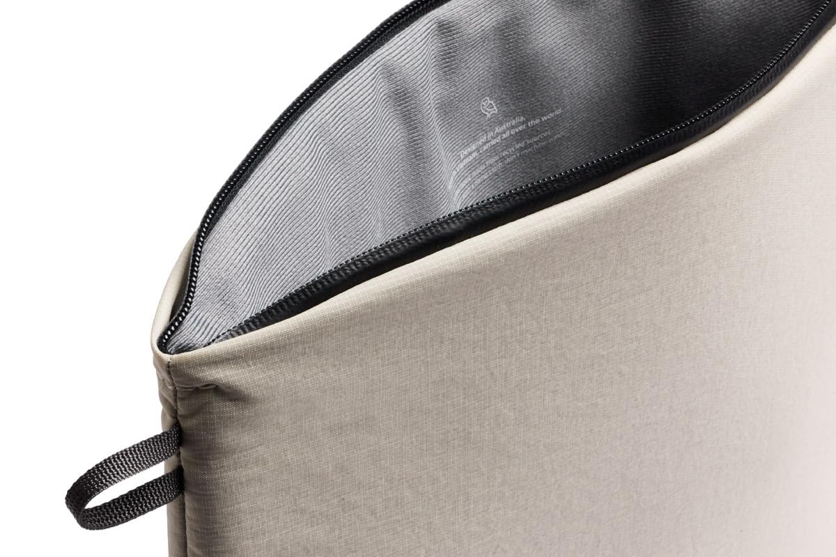 bellroy-lite-laptop-sleeve-housse-16-pouces-ash-l-g-re image 5
