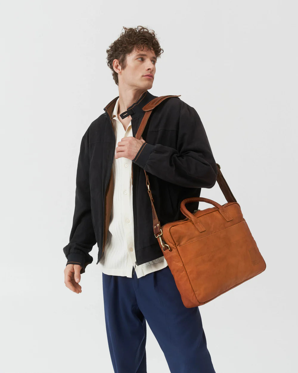 berliner-bags-madrid-2-0-sacoche-cuir-marron image 2