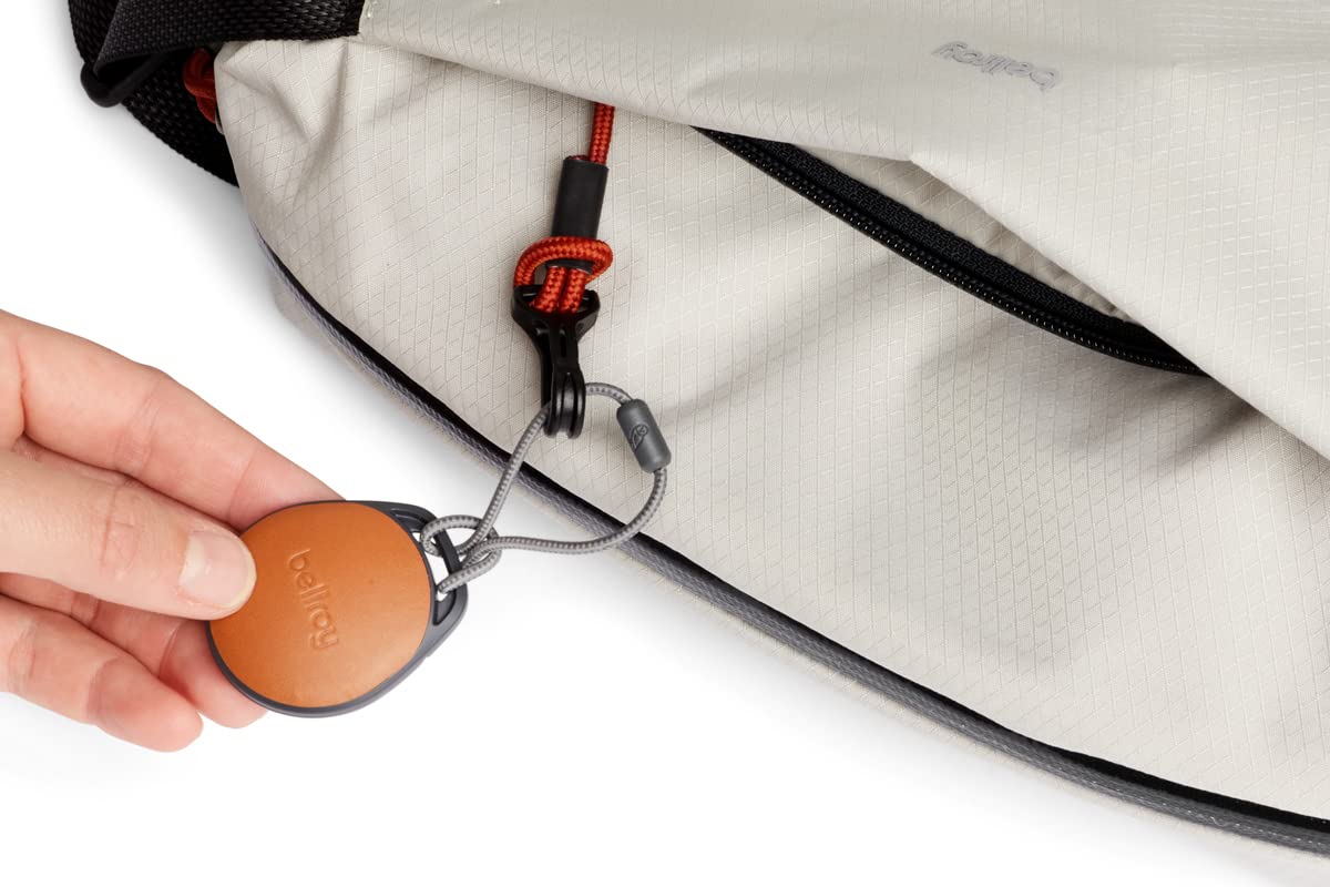 bellroy-tag-case-coque-airtag-cuir-terre-cuite image 6