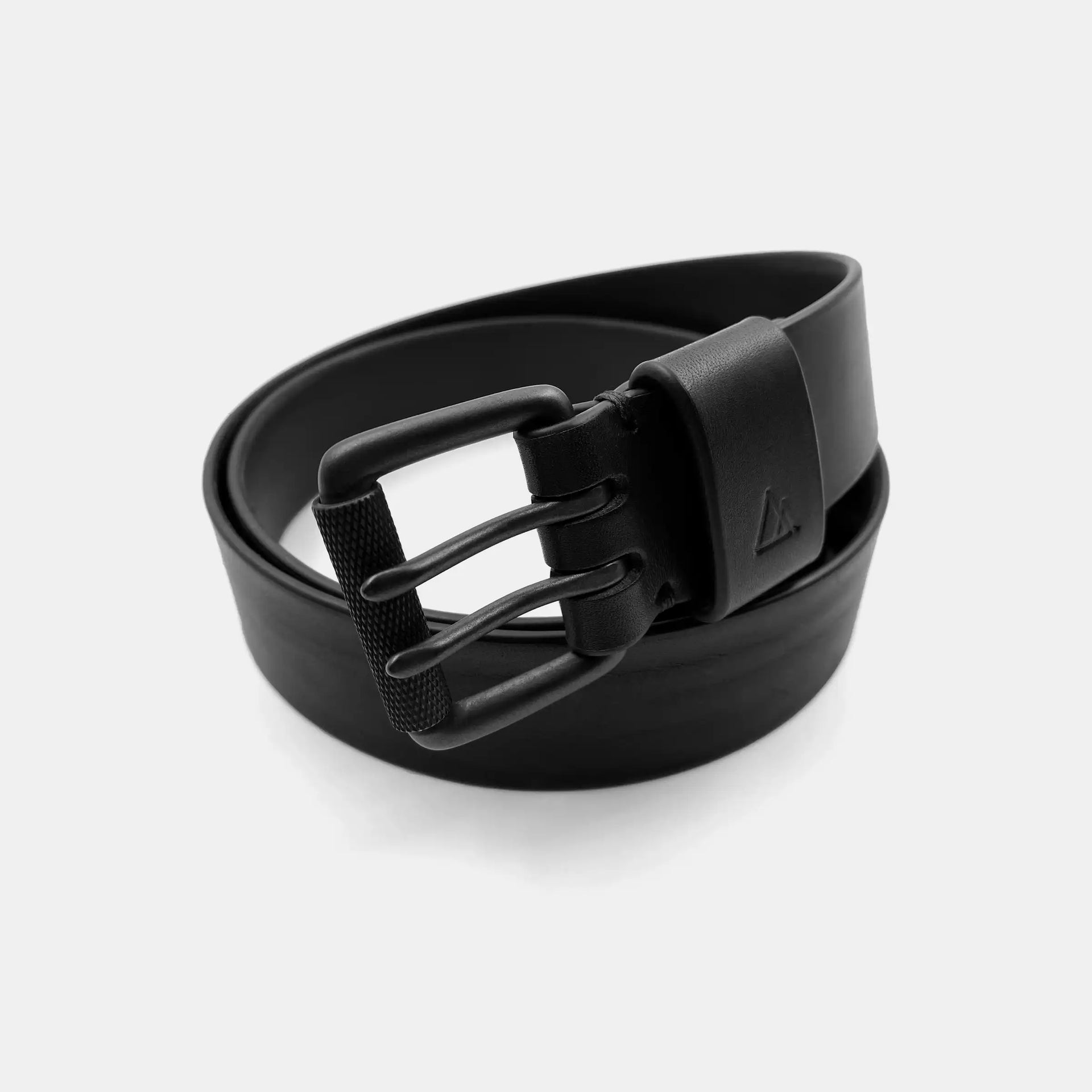 darksails-black-custom-fit-ceinture-cuir-noir-sur-mesure-pleine-fleur image 1