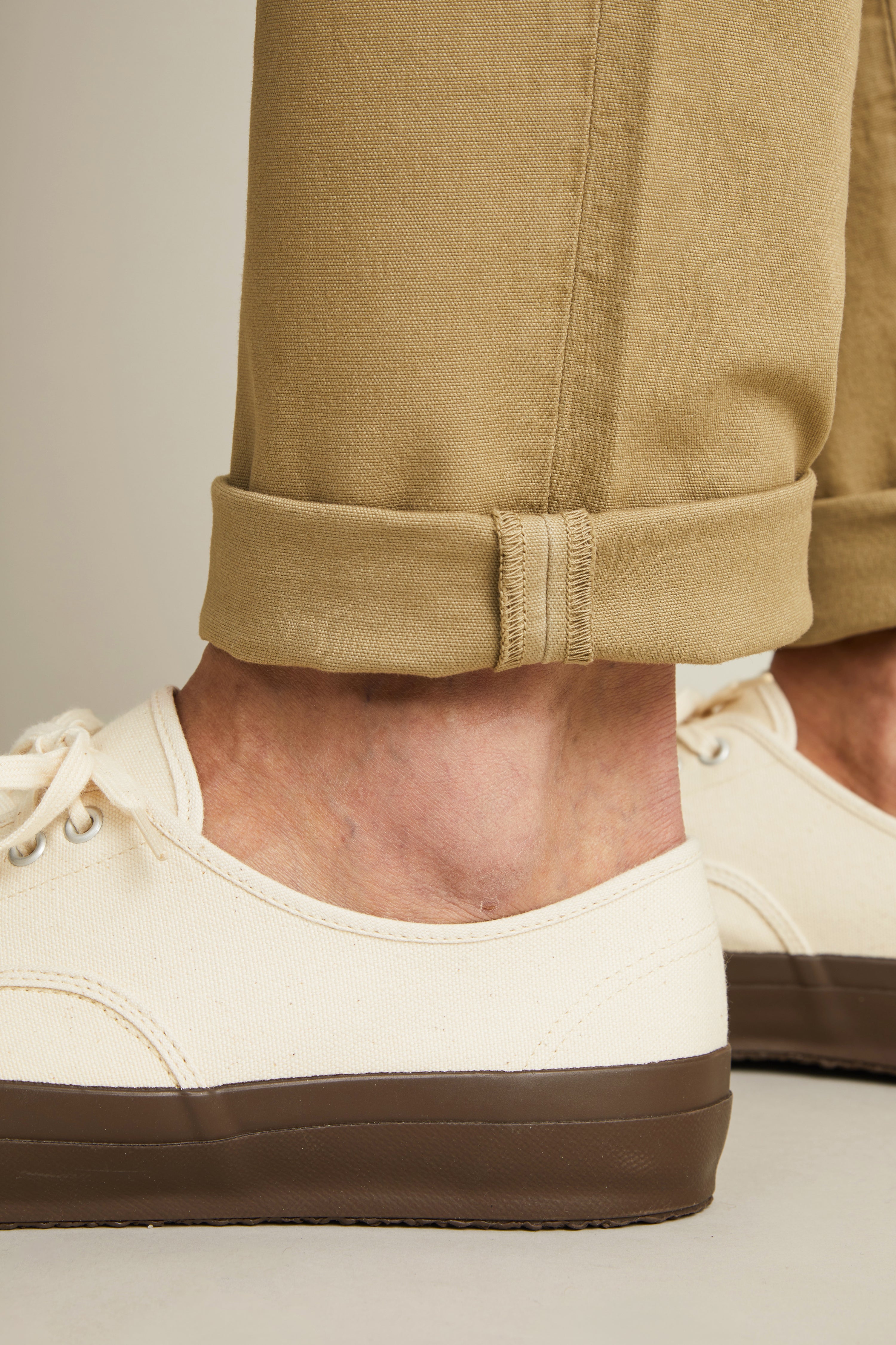 le-pantalon-chinos-homme-chino-sport-beige-carotte image 6