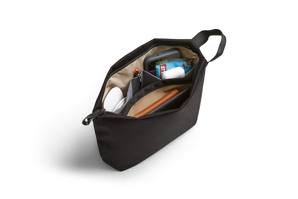 bellroy-standing-pouch-plus-pochette-tech-melbourne-black image 2