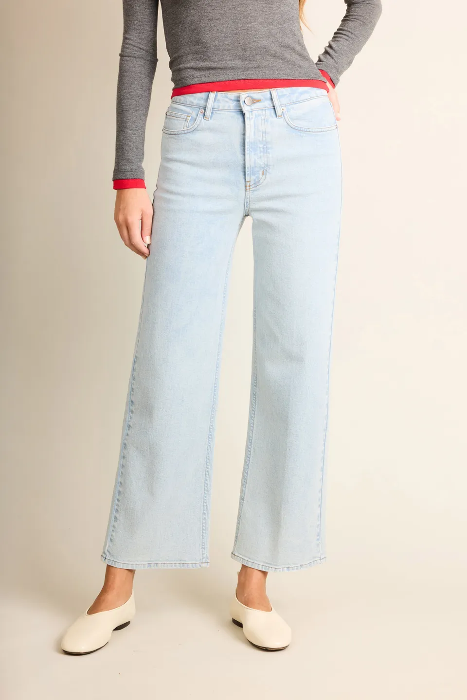 le-pantalon-jean-flare-ice-blue-jean-femme-coupe-vas-e image 1