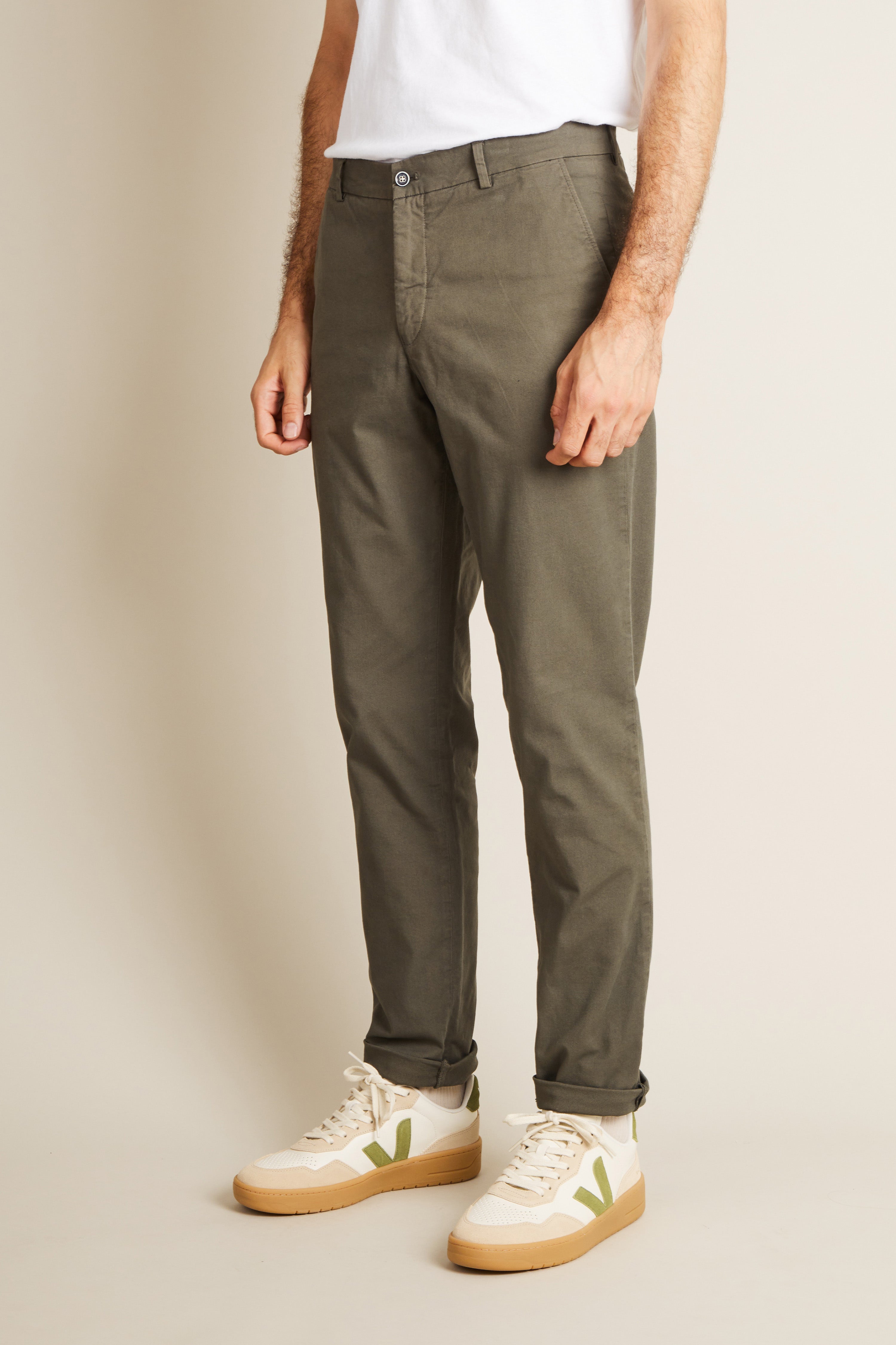 le-pantalon-chino-sport-kaki-chino-homme-coupe-carotte image 5
