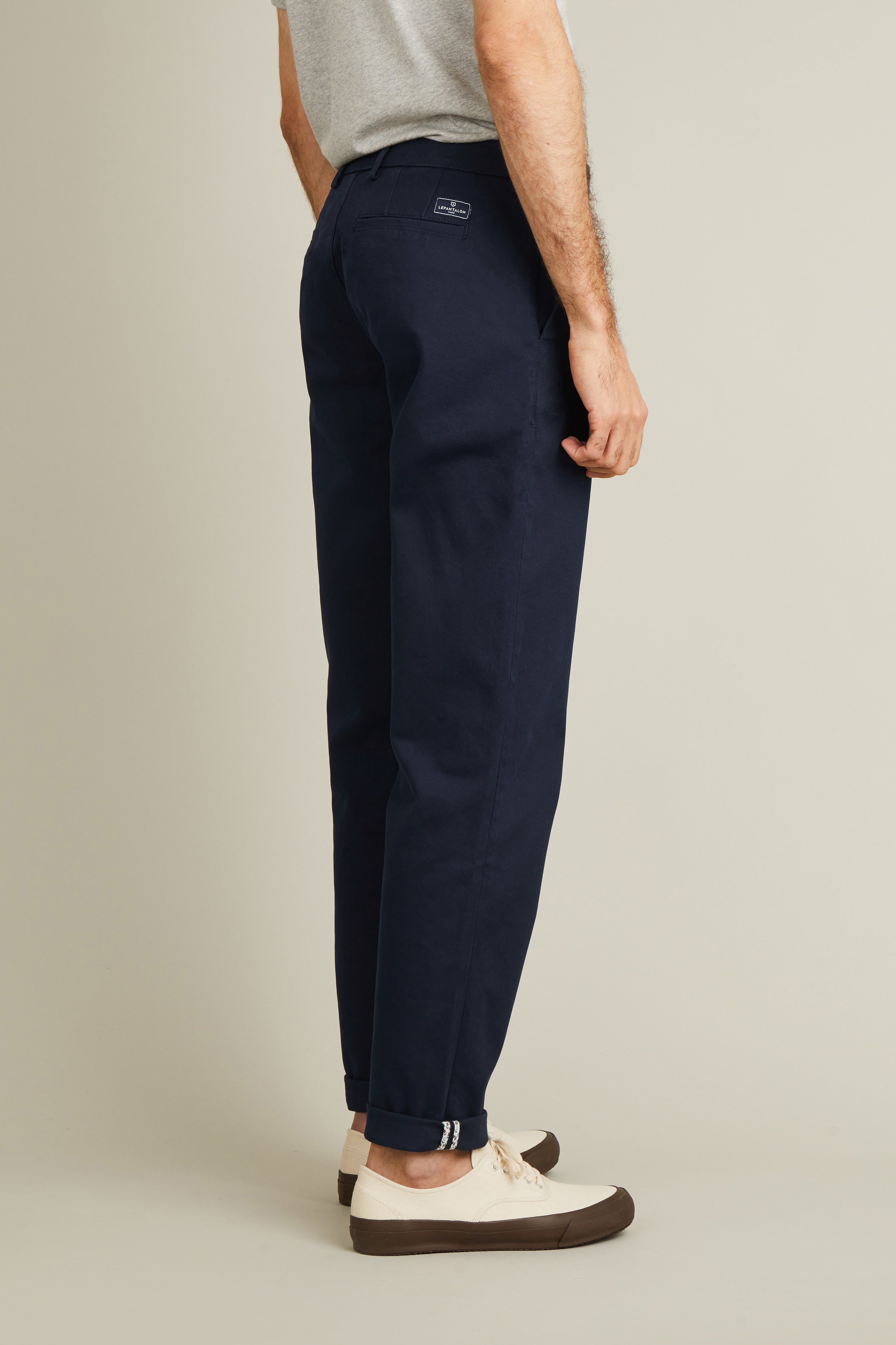 le-pantalon-chino-droit-bleu-marine-coton-stretch-4-saisons image 5