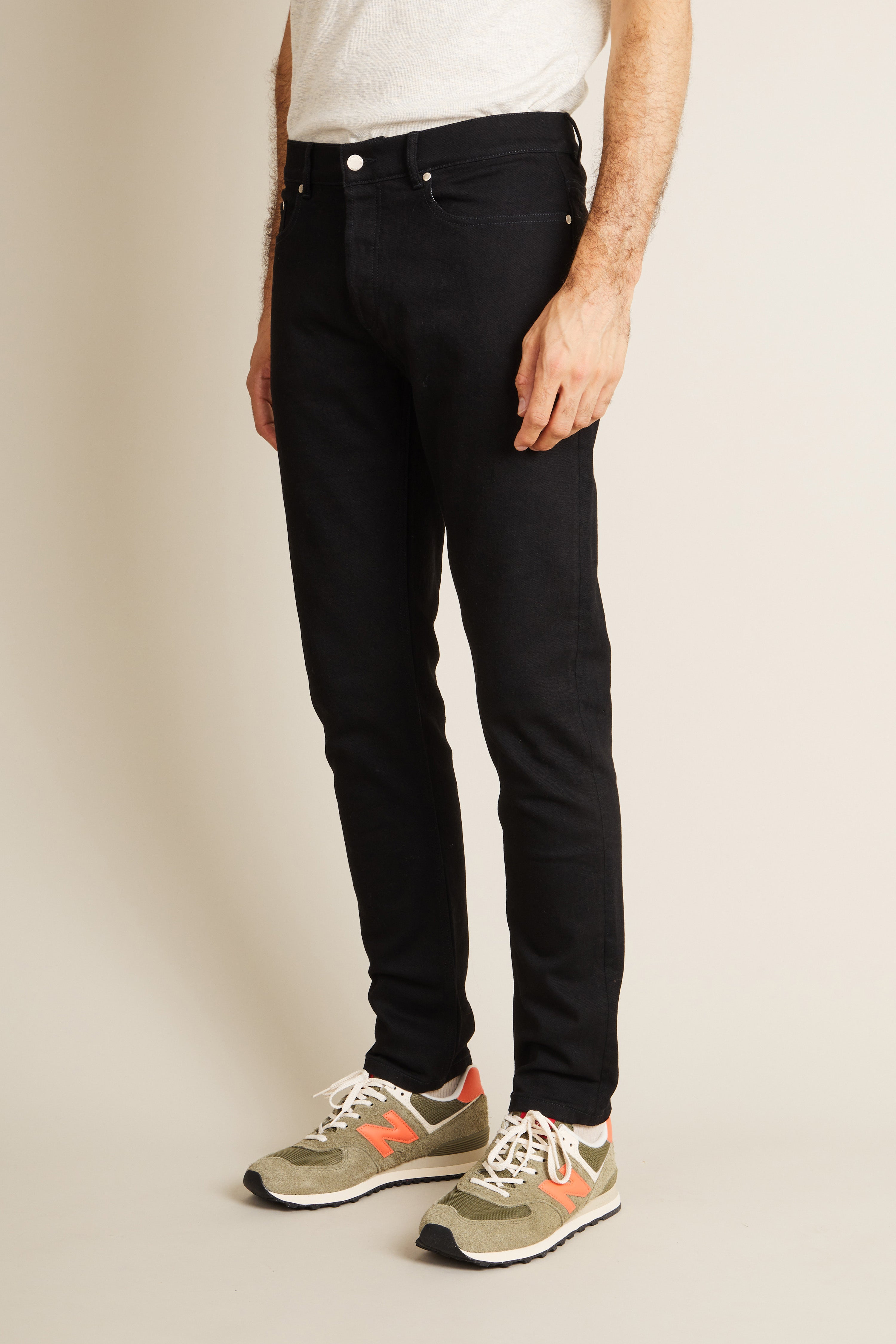 le-pantalon-jeans-homme-jean-classique-noir-semi-slim-coton-bio image 2