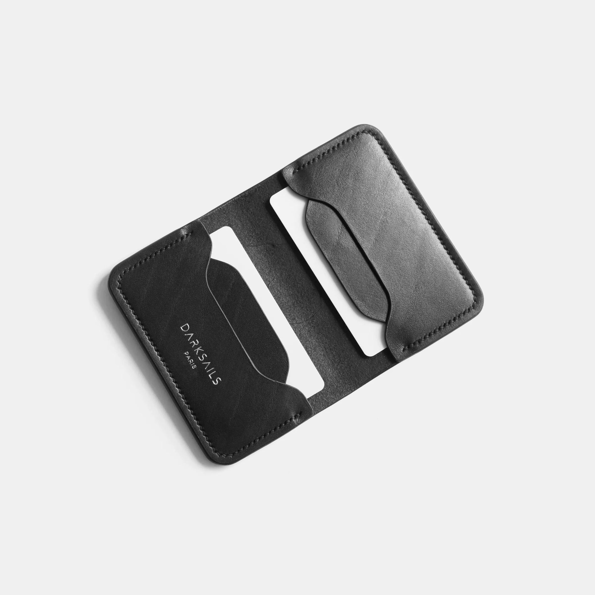 darksails-black-bifold-leather-card-holder-4-cartes-noir image 1