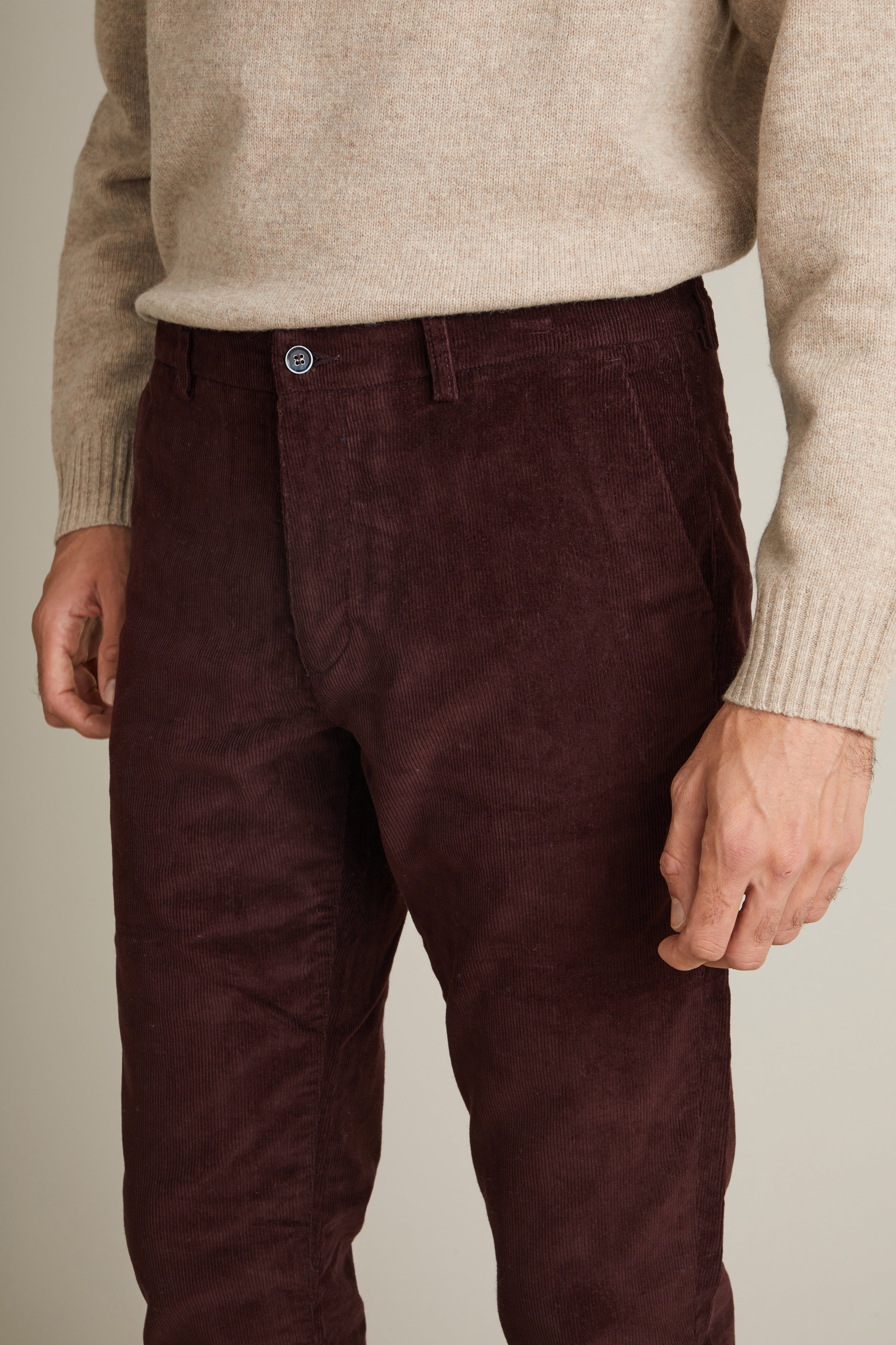 le-pantalon-chino-velours-bordeaux-chino-homme-semi-slim image 3