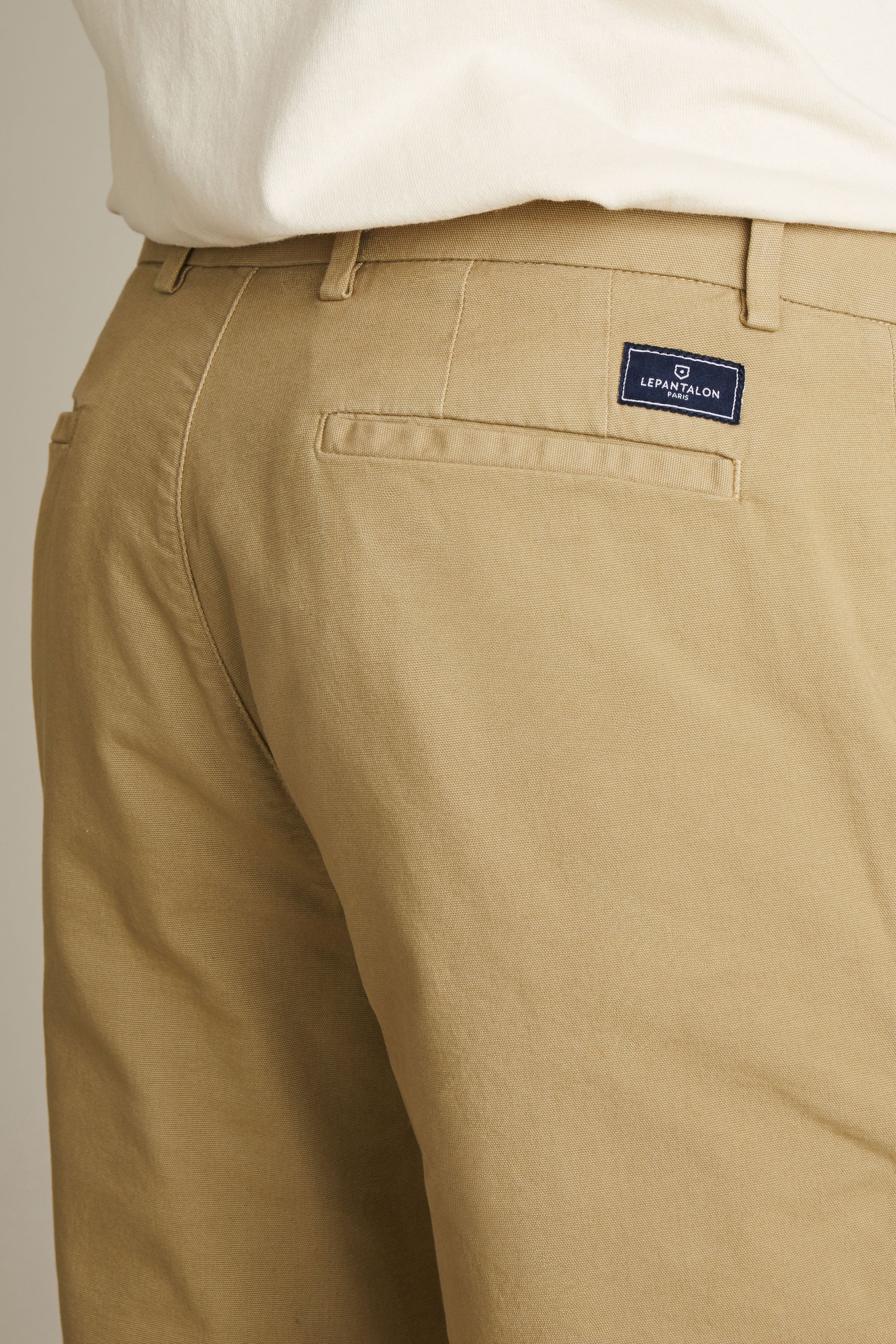 le-pantalon-chinos-homme-chino-sport-beige-carotte image 2