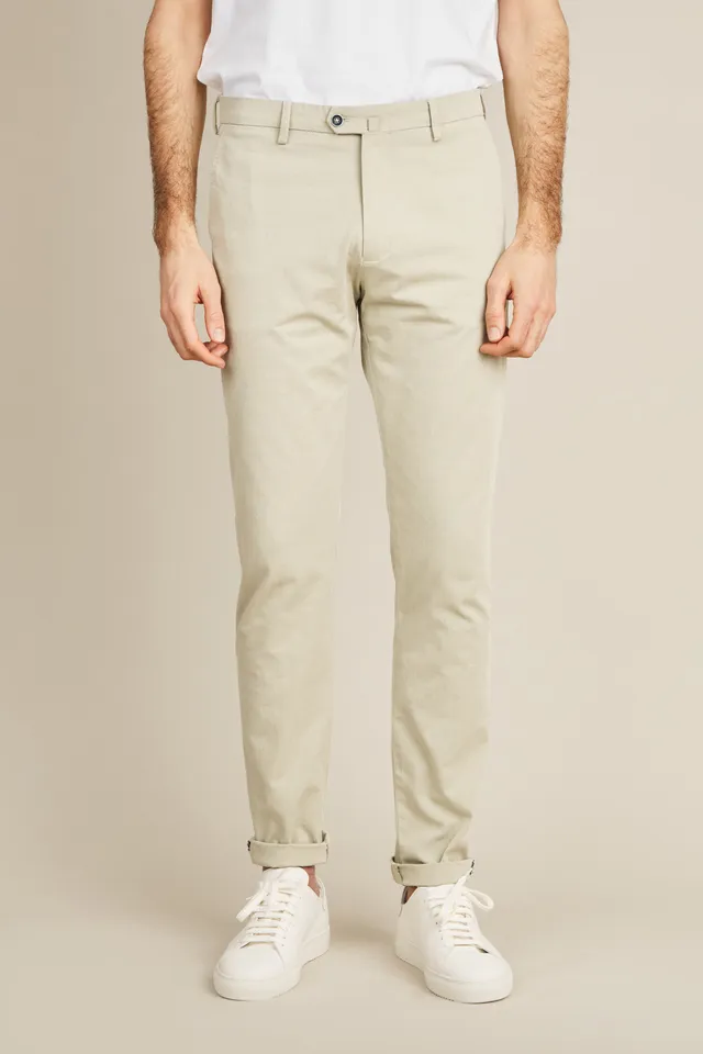 le-pantalon-chino-a-rien-pantalon-vert-olive-l-ger-170g image 1