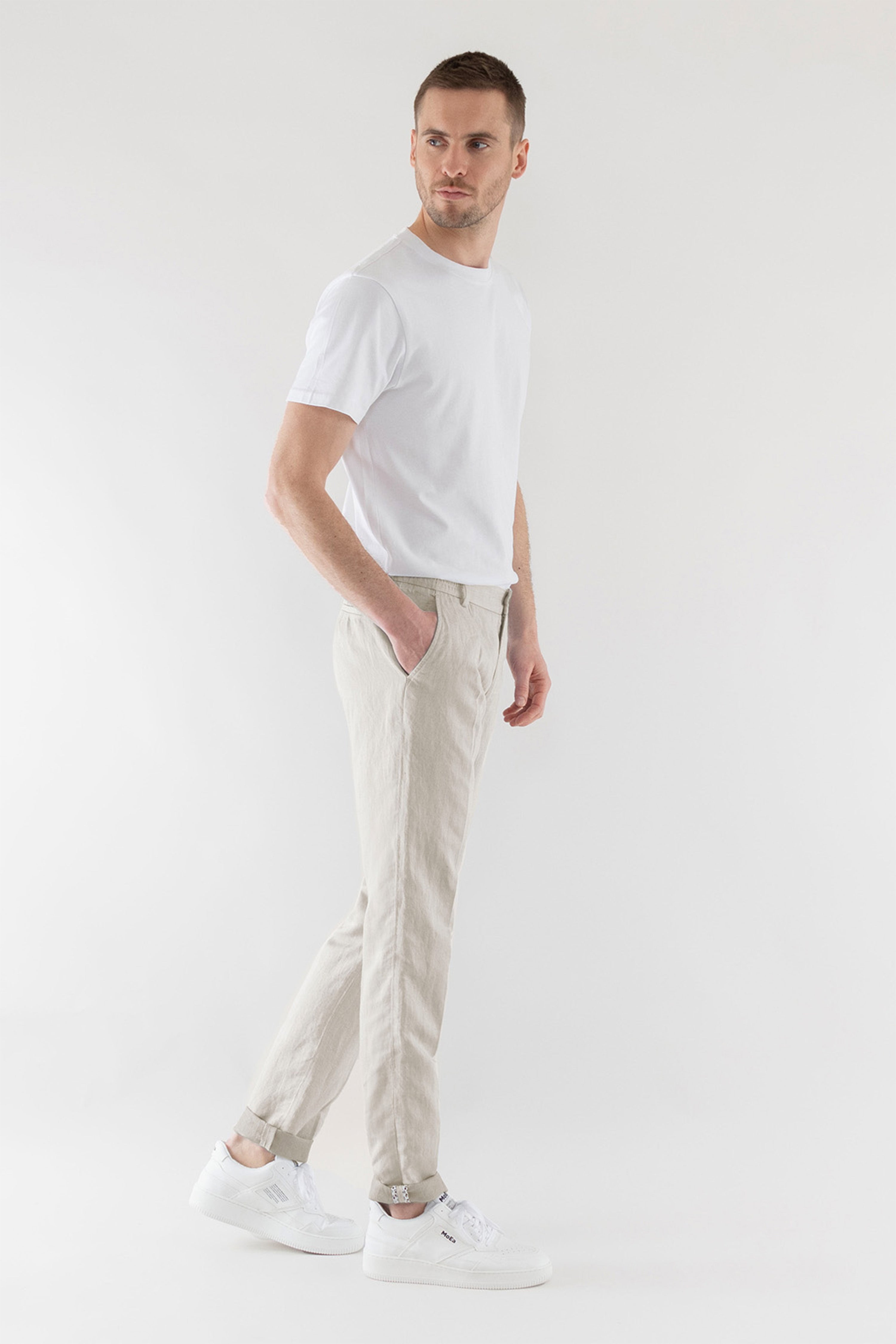 le-pantalon-pinces-l-ger-pantalon-gris-clair-lin image 5