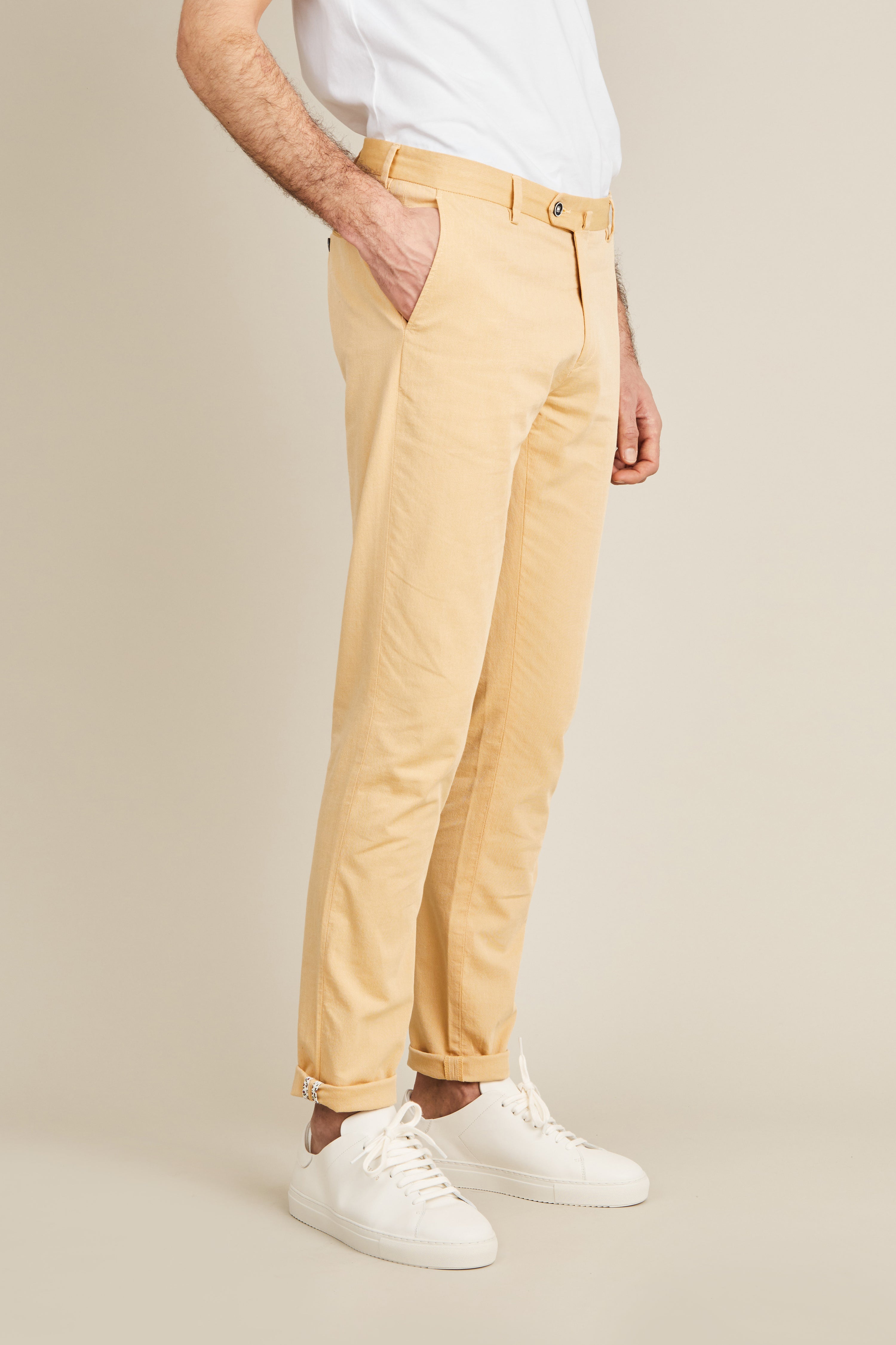 le-pantalon-chino-a-rien-miel-pantalon-l-ger-t-coton image 4