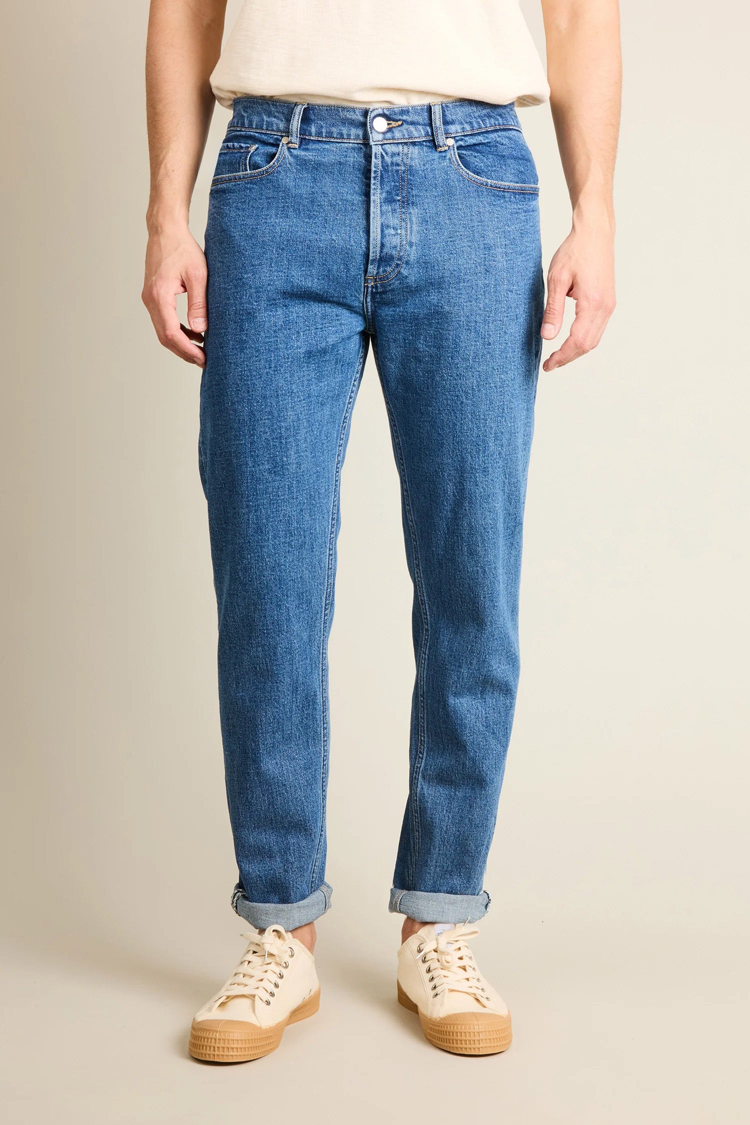 le-pantalon-jean-classique-jean-bleu-vintage image 1