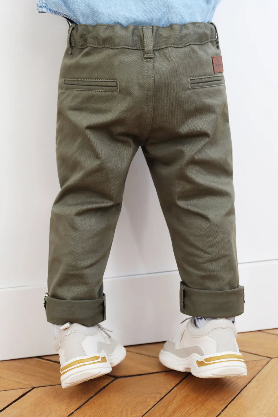 le-pantalon-chinos-enfant-chino-kaki-mixte-semi-slim image 1