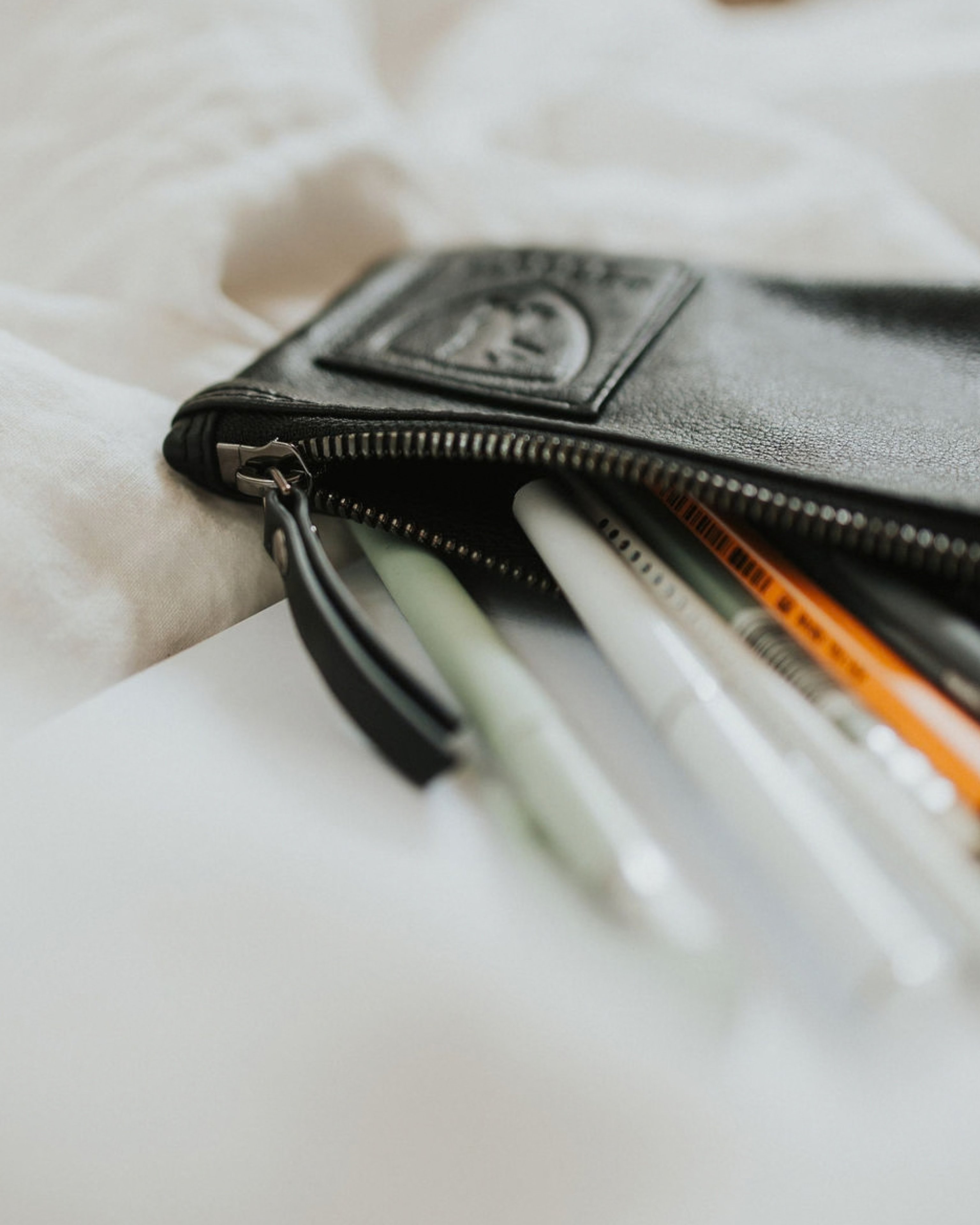 berliner-pen-bag-trousse-cuir-noir-vintage image 8