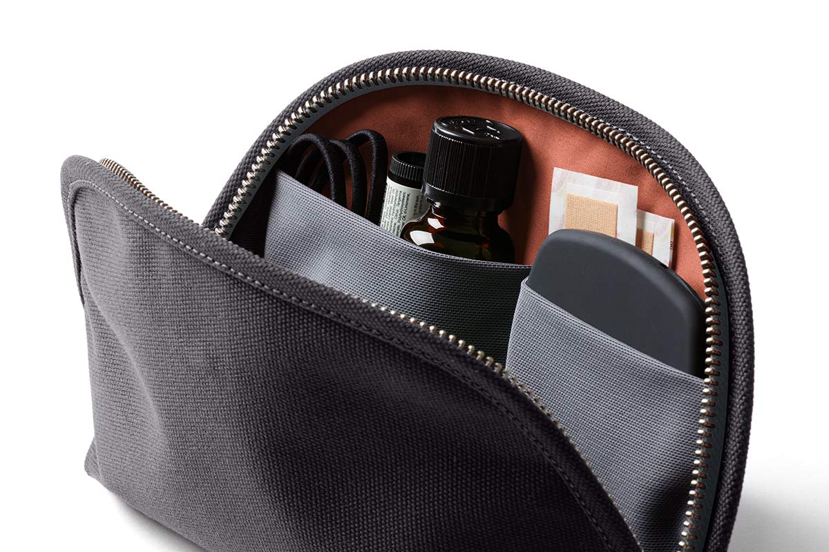 bellroy-classic-pouch-trousse-charcoal-recycled-tissu-recycl image 5