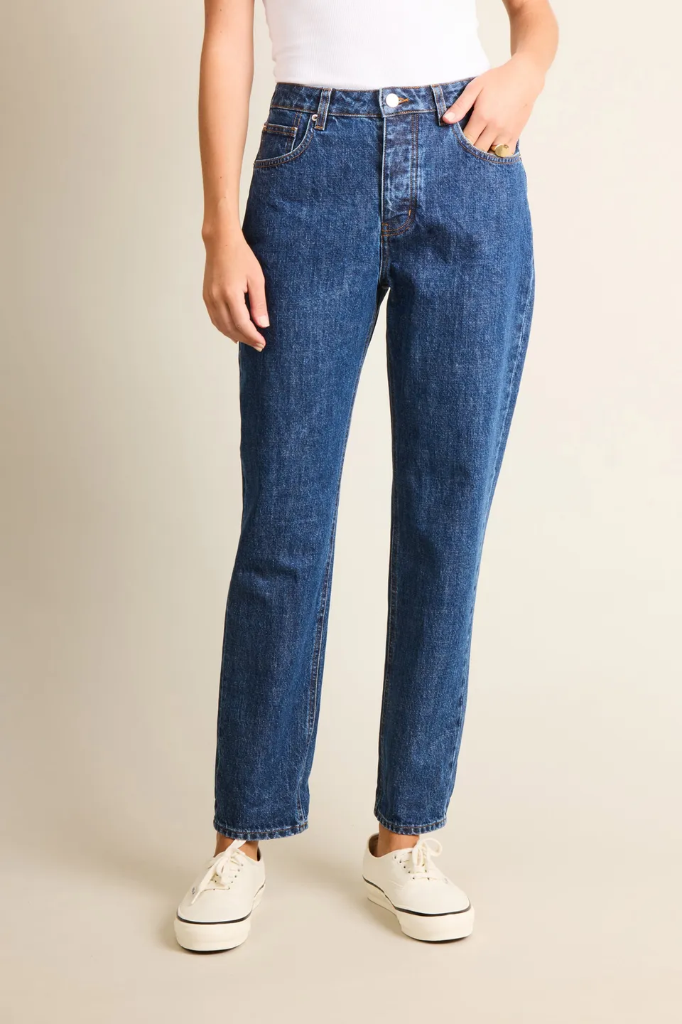 le-pantalon-jean-droit-jean-bleu-coton-bio-gots image 1
