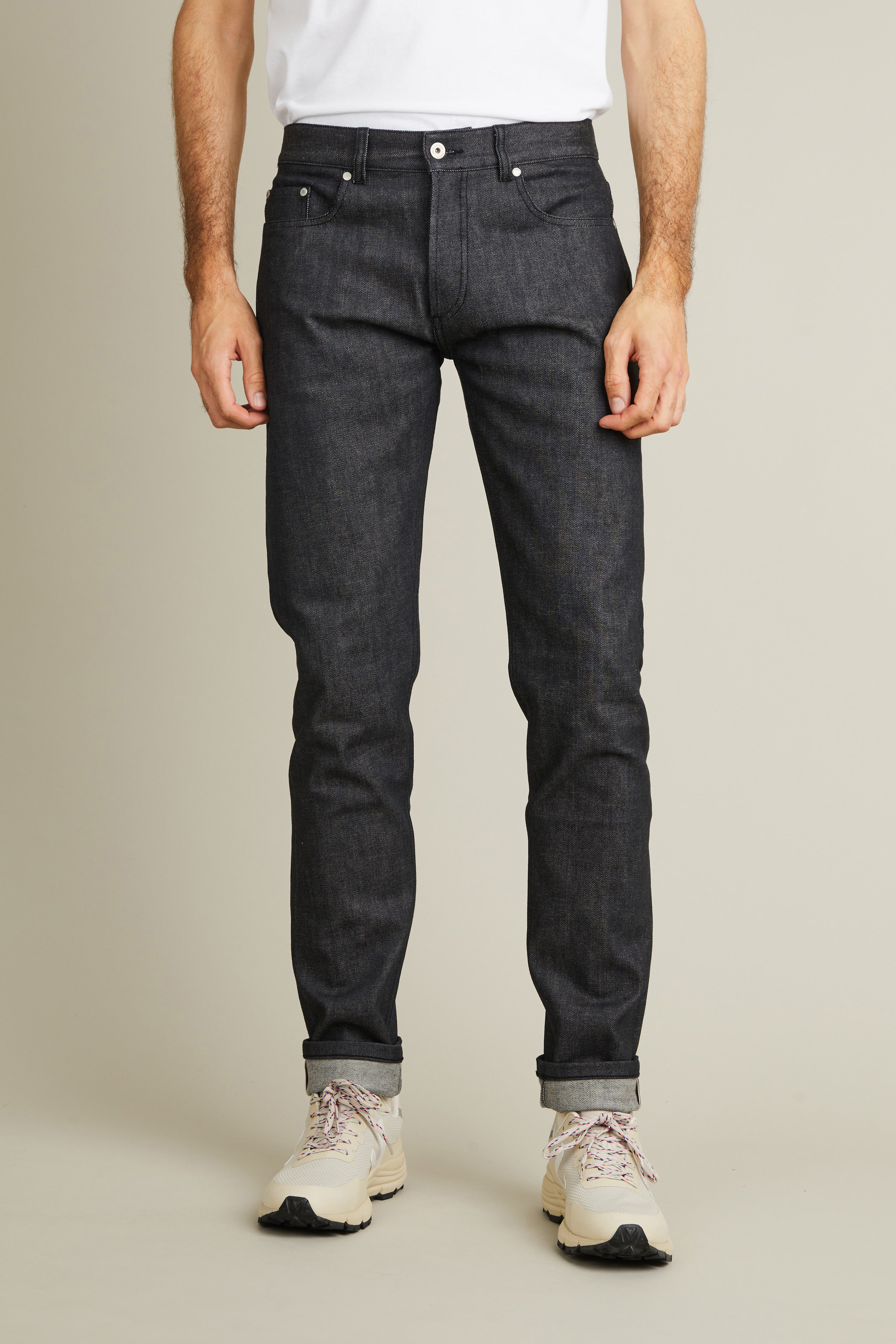 le-pantalon-jean-selvedge-noir-denim-homme-semi-slim-14-oz image 1