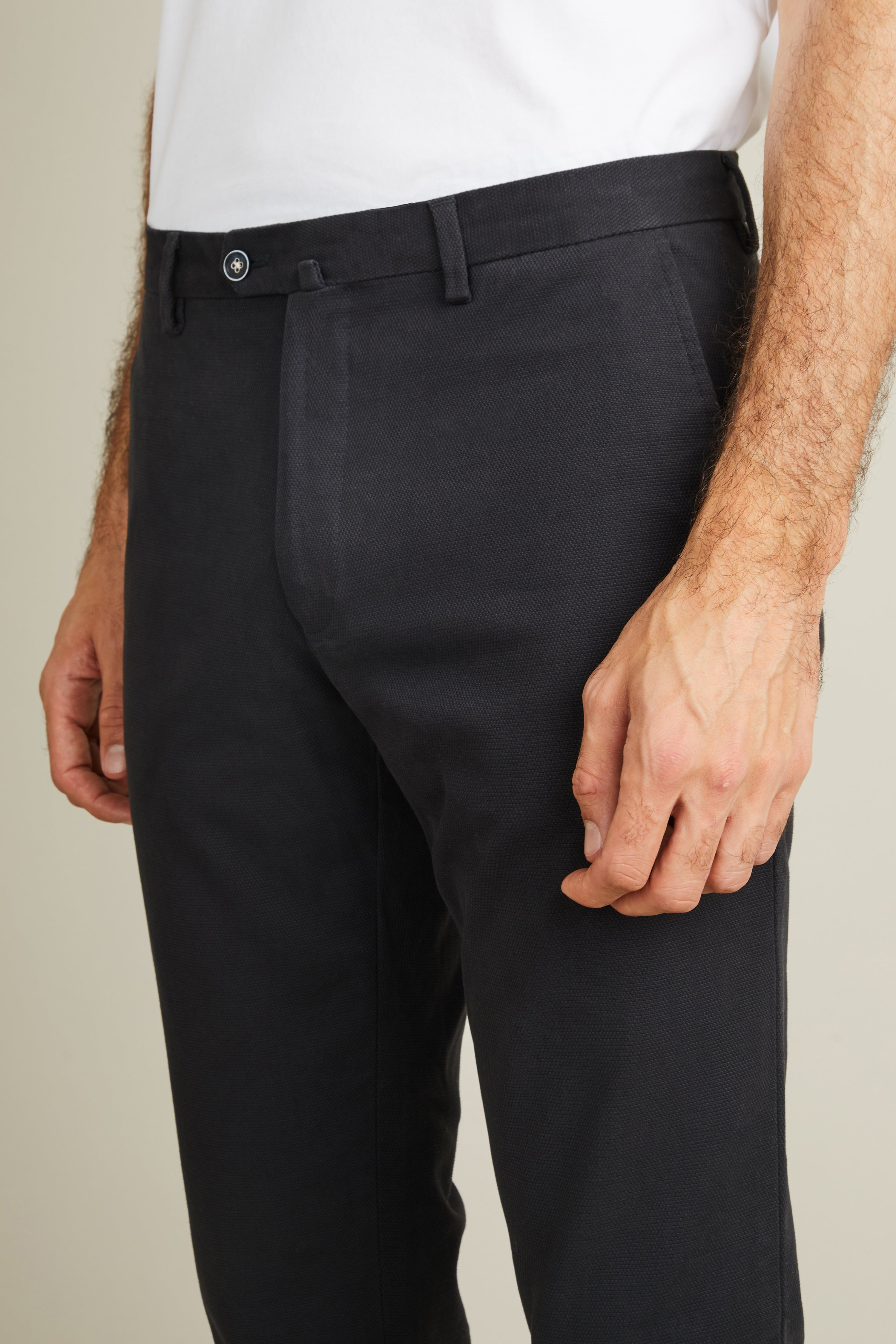 le-pantalon-chinos-homme-chino-textur-gris-anthracite-slim image 3