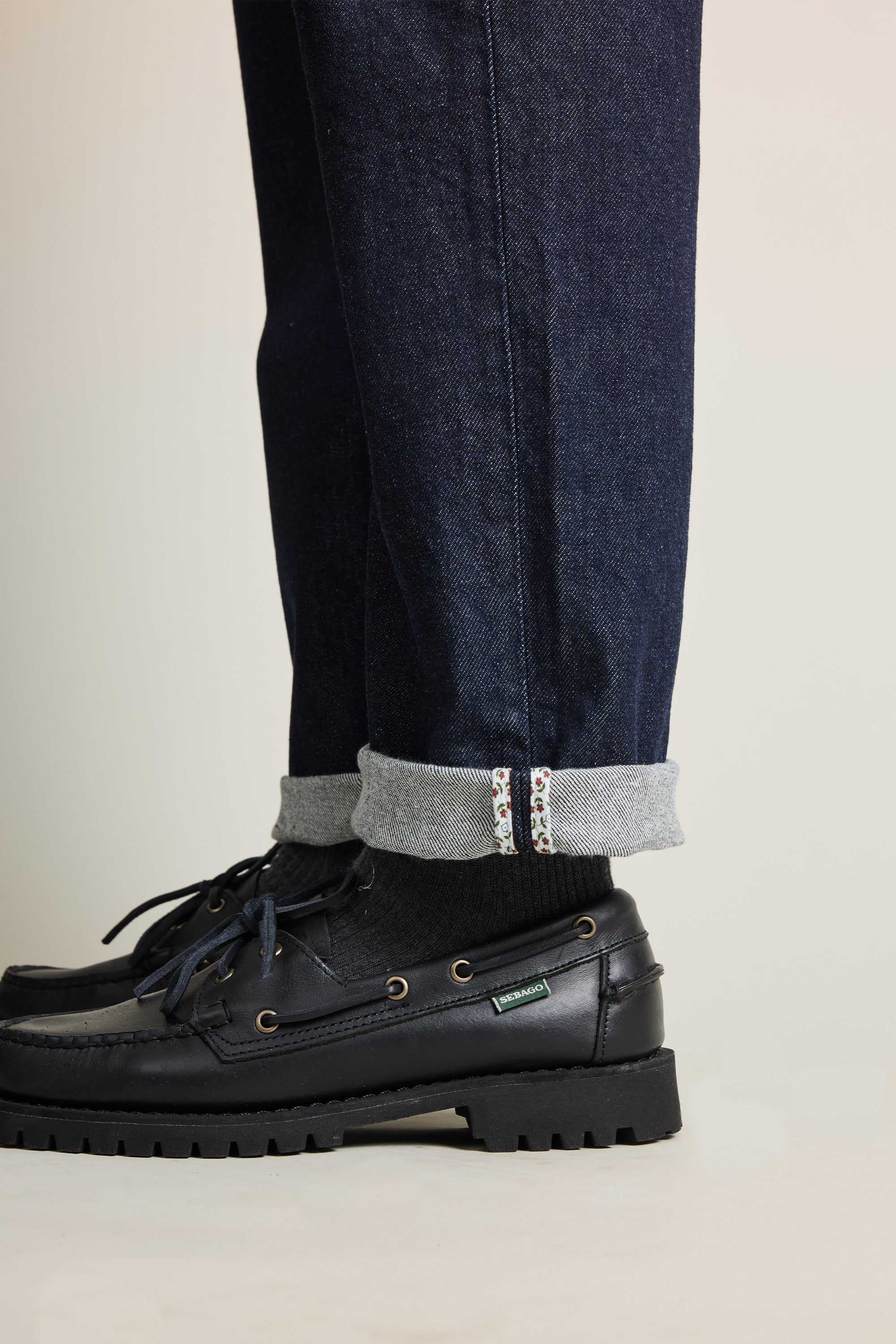 le-pantalon-jeans-homme-droit-brut-denim-candiani image 8