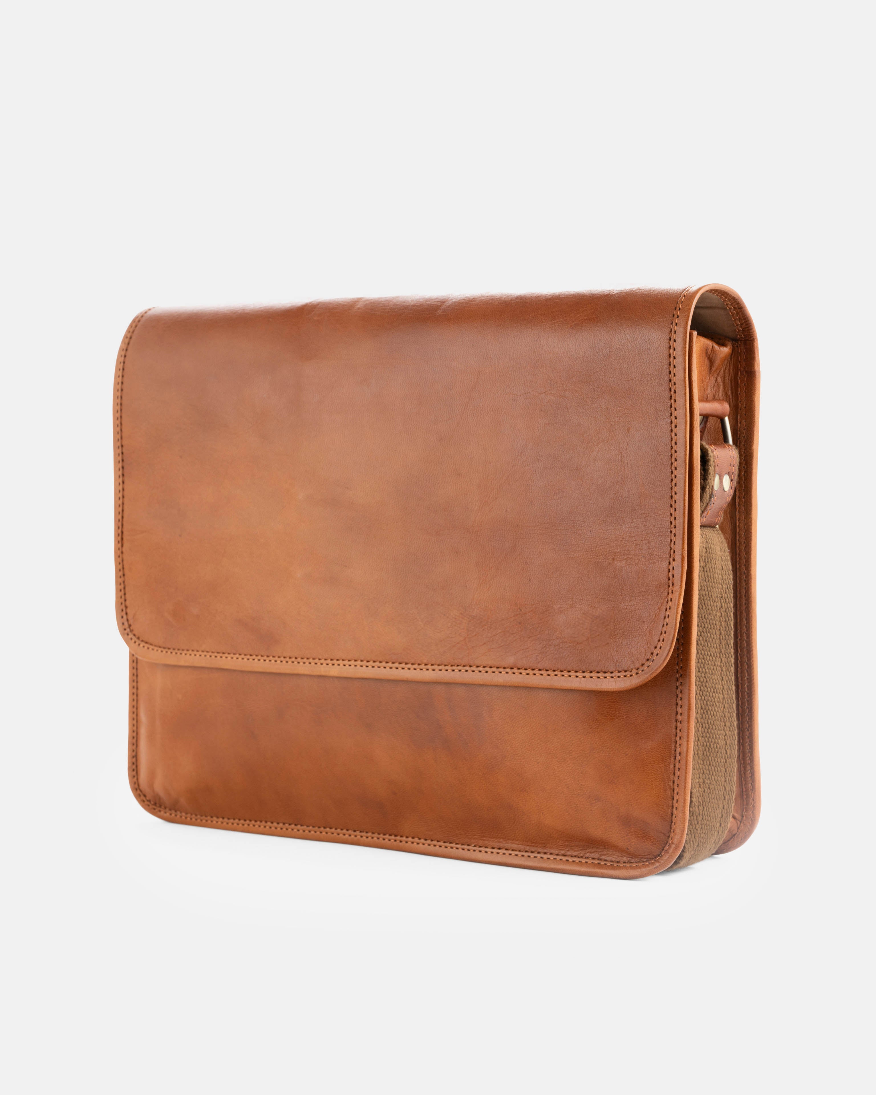 berliner-bags-ghent-sac-messenger-marron-vintage-cuir image 3