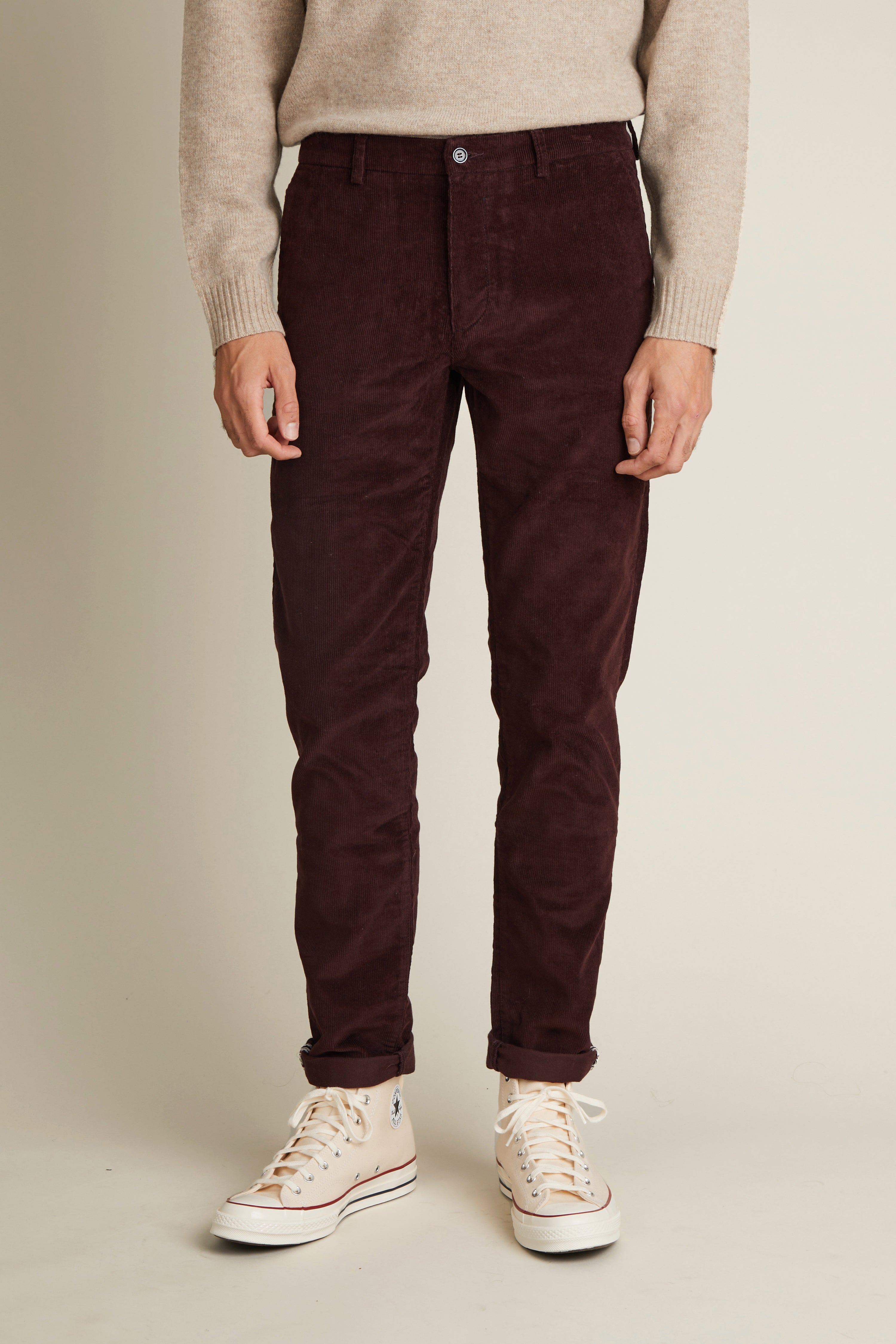 le-pantalon-chino-velours-bordeaux-chino-homme-semi-slim image 1
