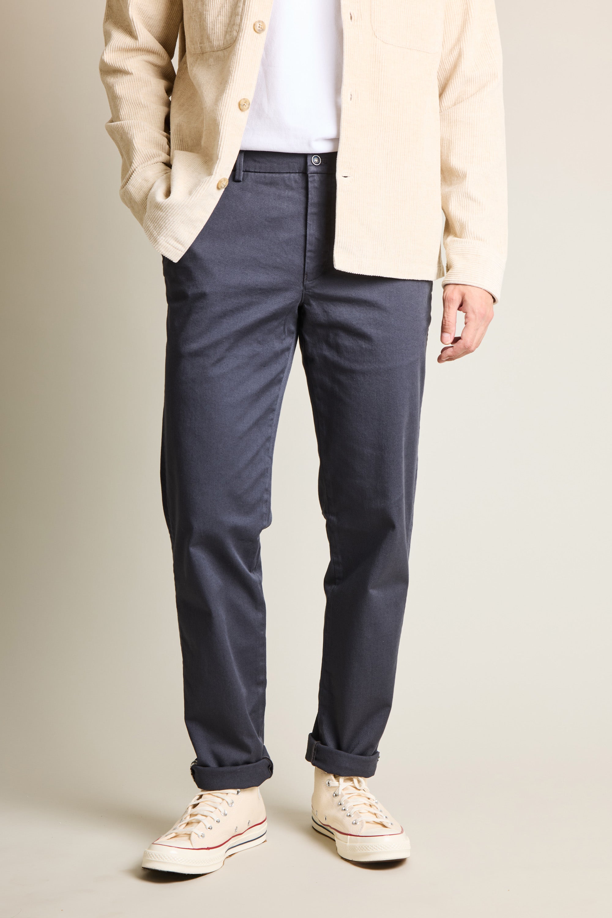 le-pantalon-chinos-homme-chino-easy-carotte-gris-anthracite-coton image 7
