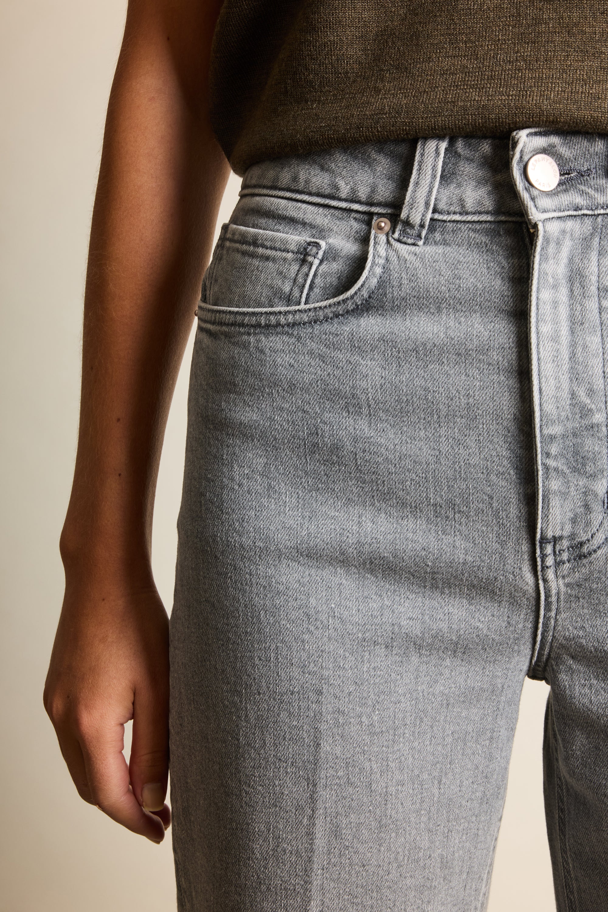 le-pantalon-jeans-femme-wideleg-gris-coton-bio-taille-haute image 2