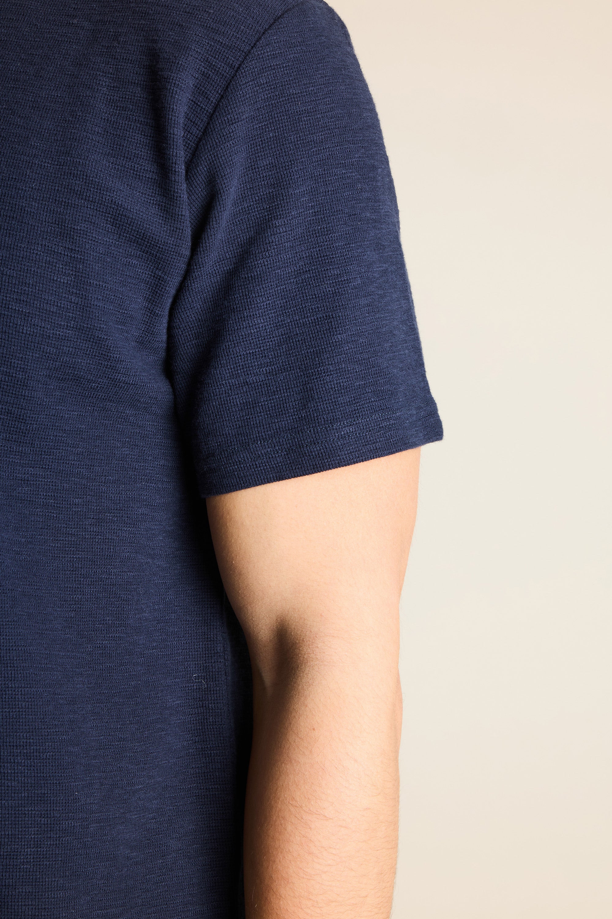 le-pantalon-henley-fm-lptht-2-tee-shirt-bleu-marine-coton image 6