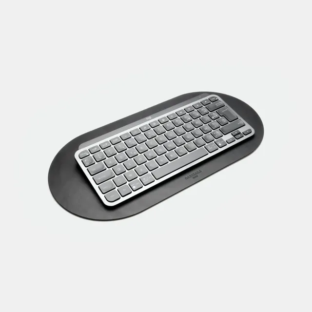 darksails-bureau-tapis-clavier-cuir-noir-40x20-sans-couture image 1