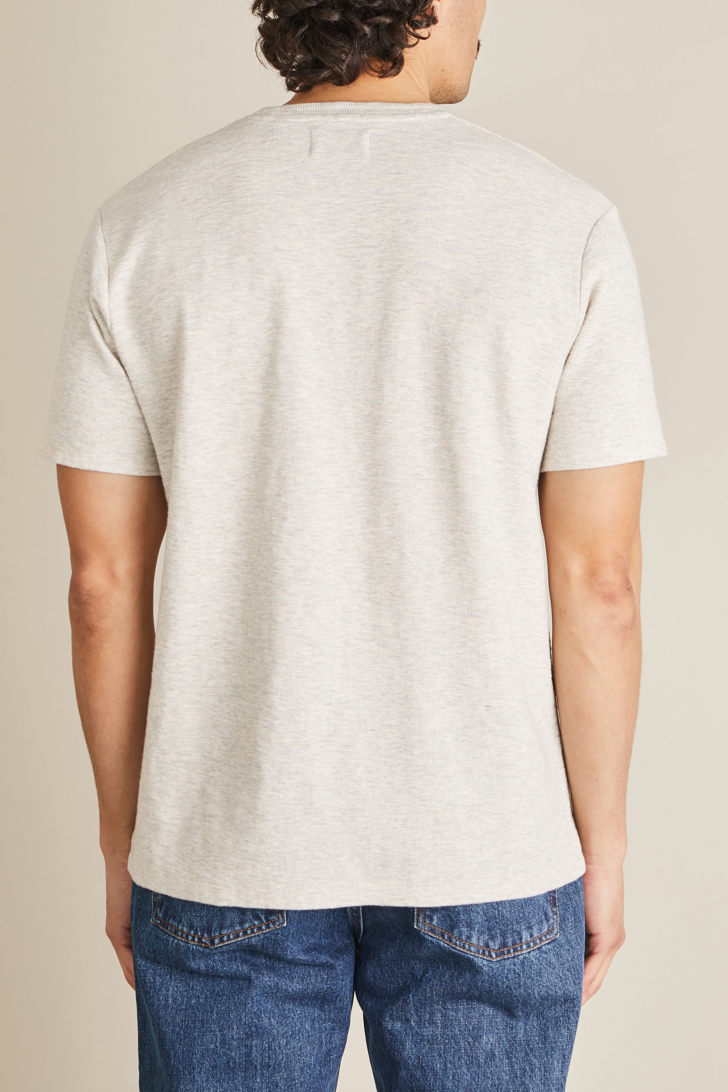 le-pantalon-t-shirts-homme-tee-shirt-textur-gris-clair image 7