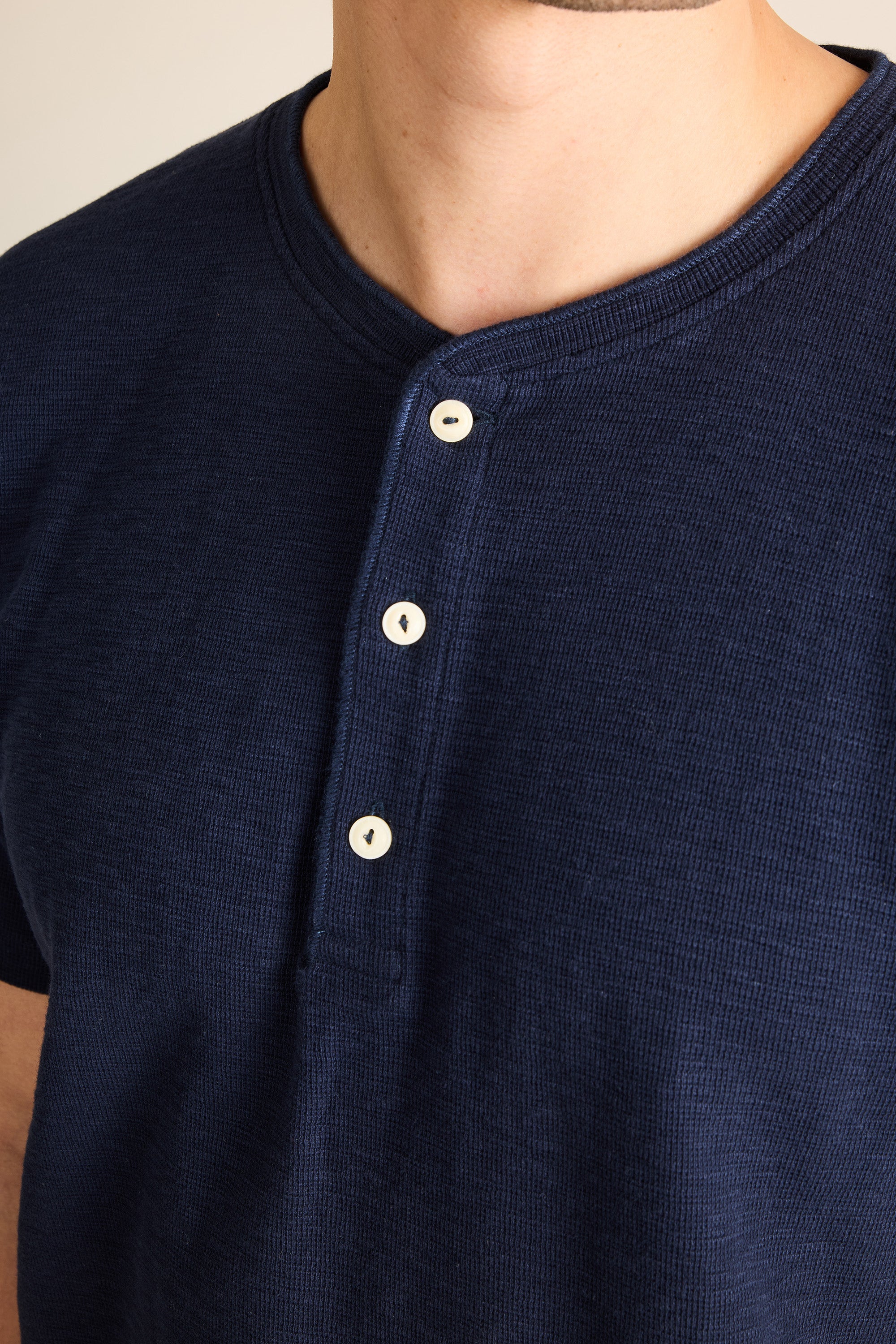 le-pantalon-henley-fm-lptht-2-tee-shirt-bleu-marine-coton image 2