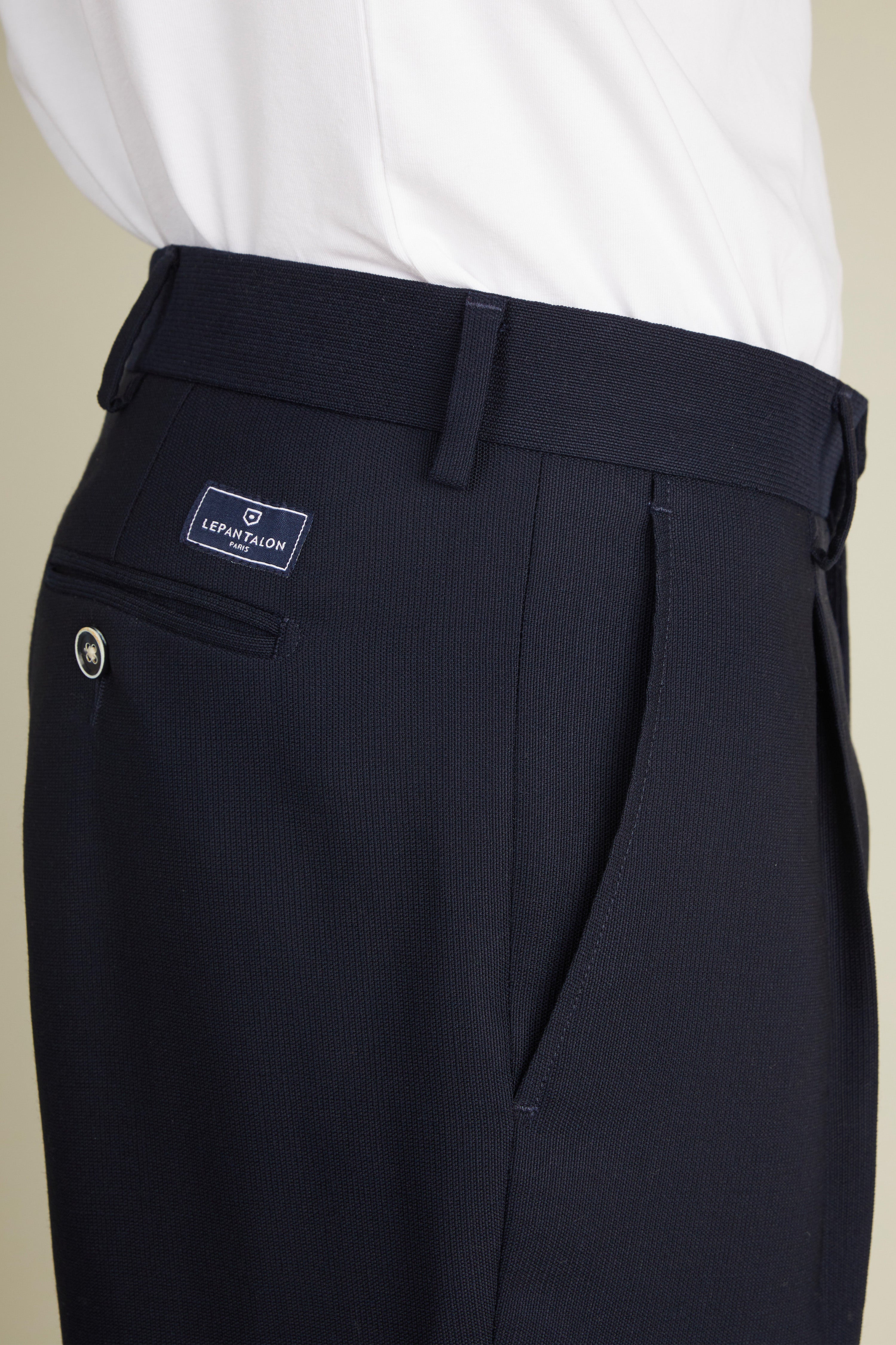 le-pantalon-travel-pantalon-bleu-marine-100-laine-infroissable image 6