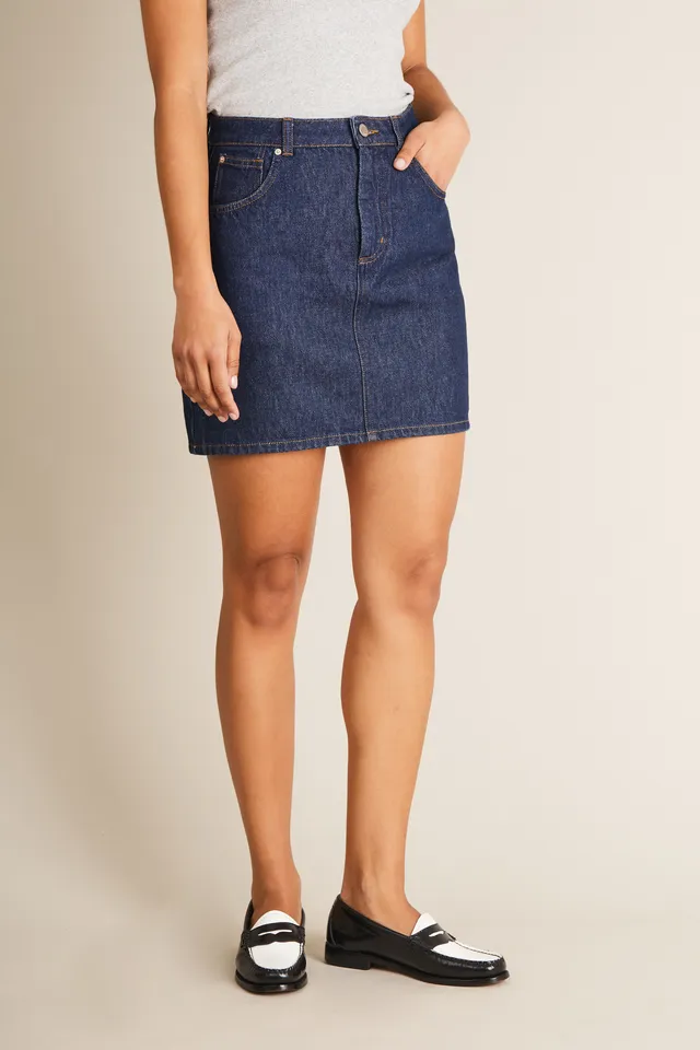 le-pantalon-jupe-jean-bleue-coton-taille-haute-bermuda image 1