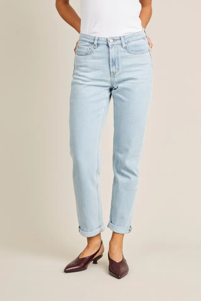 le-pantalon-jeans-femme-girlfriend-vintage-bleached-jean-d-lav image 1