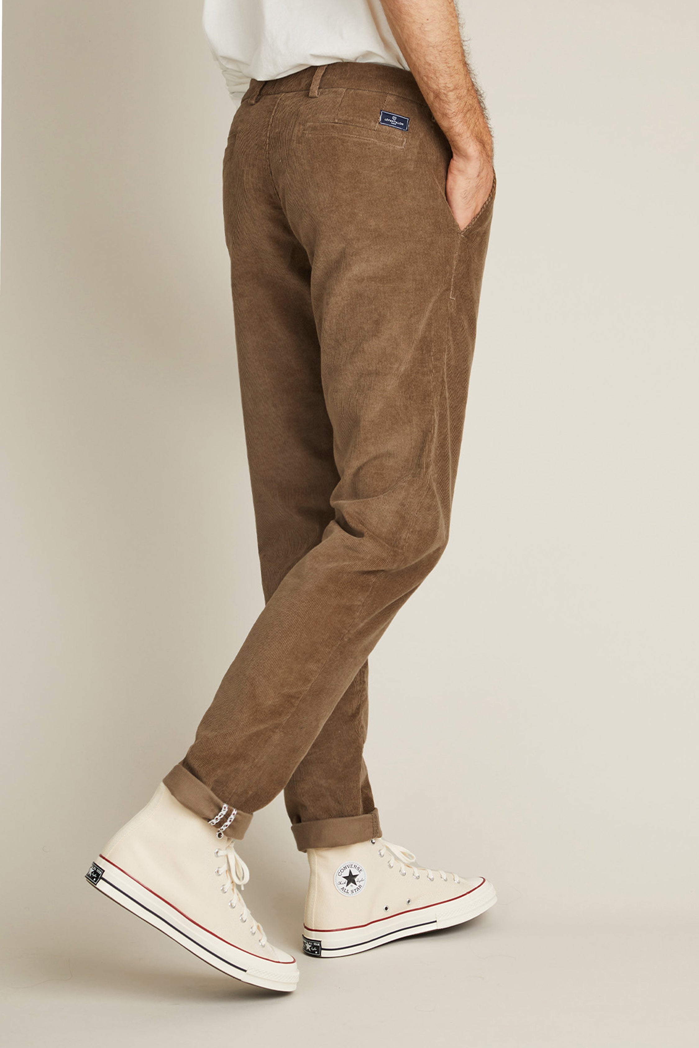 le-pantalon-chino-velours-tabac-chino-homme-semi-slim image 4