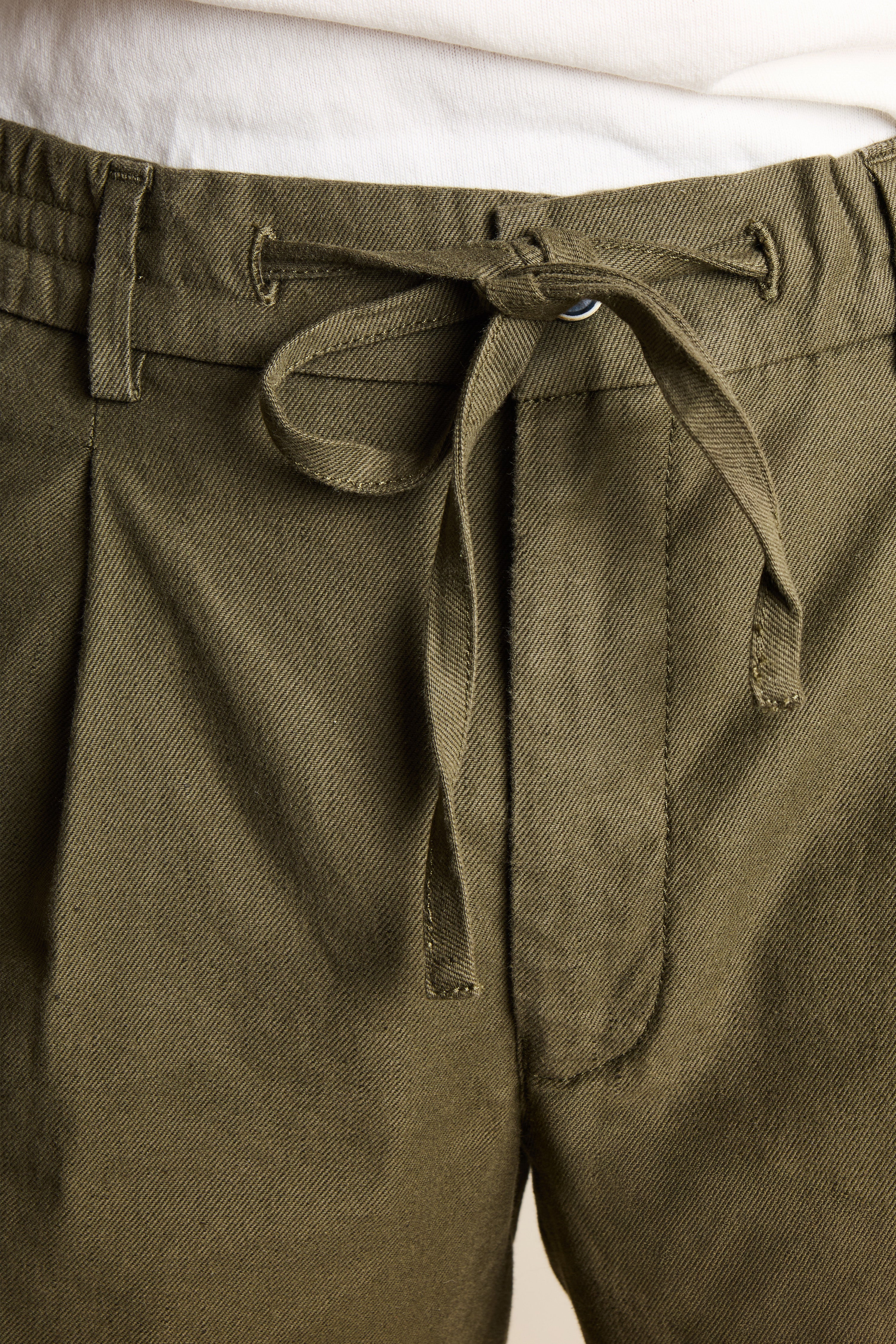 le-pantalon-bermudas-homme-bermuda-coton-lin-kaki-fonc-respirant image 2