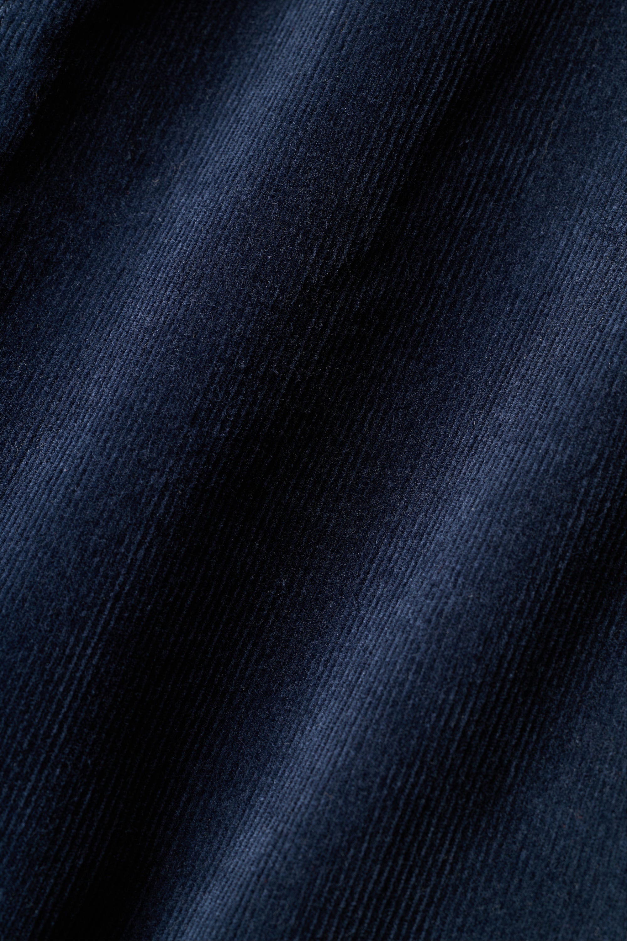 le-pantalon-chino-velours-bleu-marine-homme-semi-slim image 8