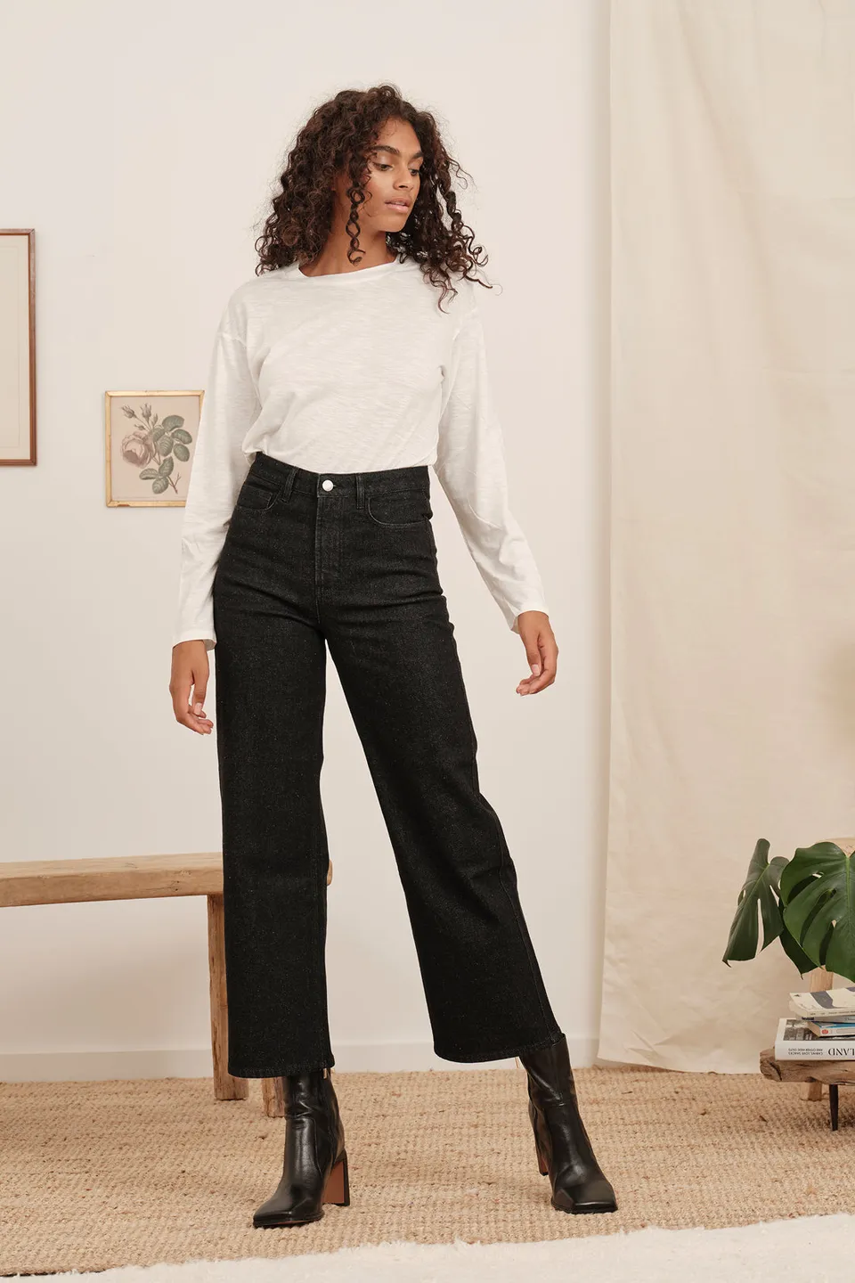 le-pantalon-flare-vintage-jean-femme-noir-7-8-coton image 1