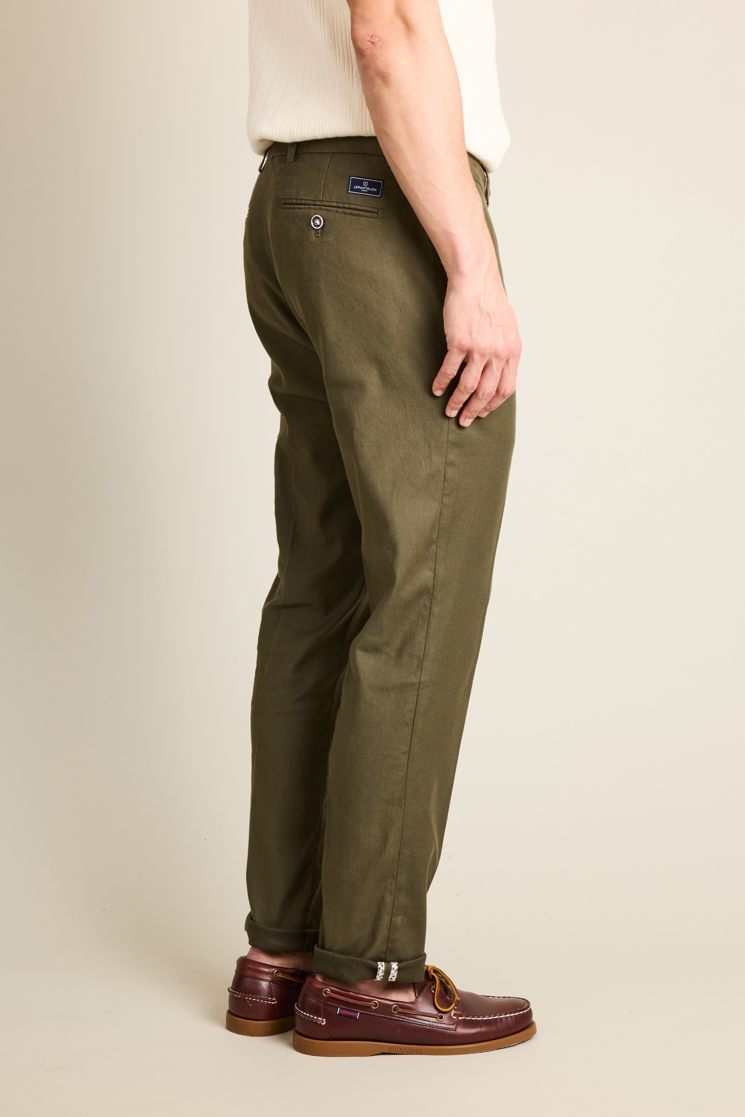 le-pantalon-chinos-homme-chino-coton-lin-kaki-fonc-l-ger image 4