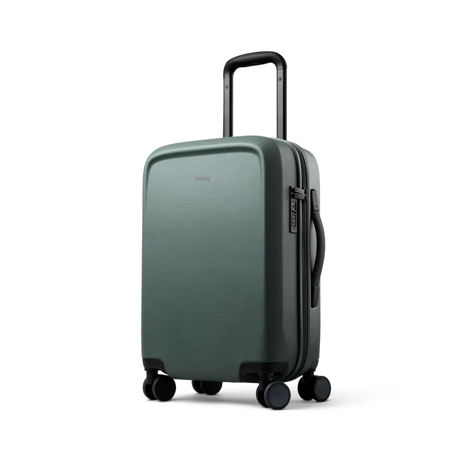 bellroy-transit-carry-on-valise-cabine-41l-everglade-tsa image 1
