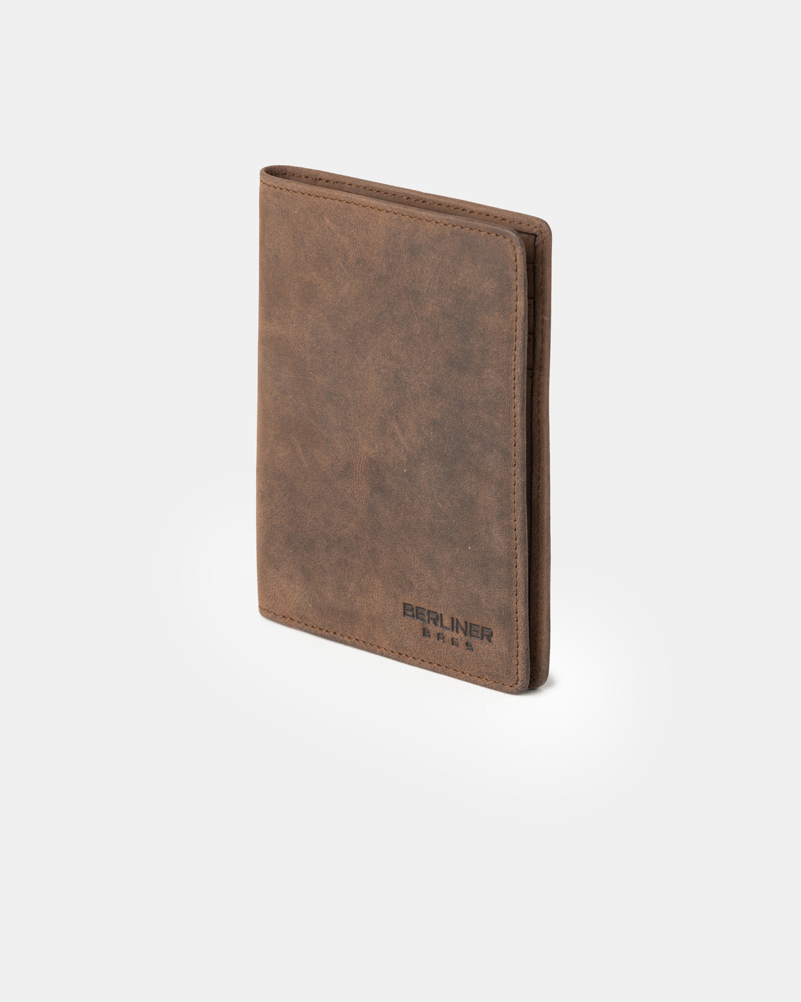 berliner-bags-oskar-portefeuille-voyage-cuir-camel-passeport image 4