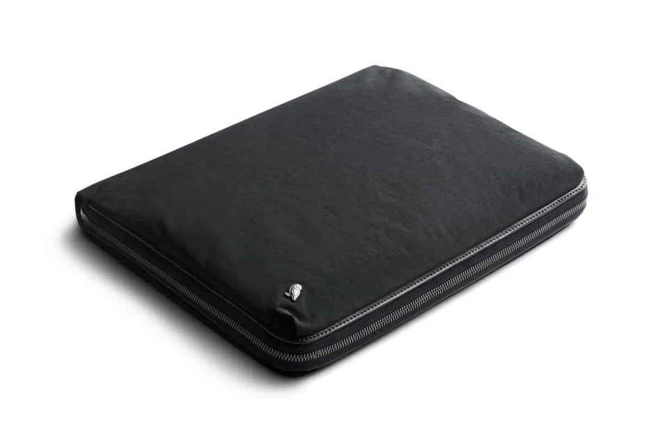 bellroy-tokyo-folio-12-9-housse-ipad-raven-nylon-recycl image 1