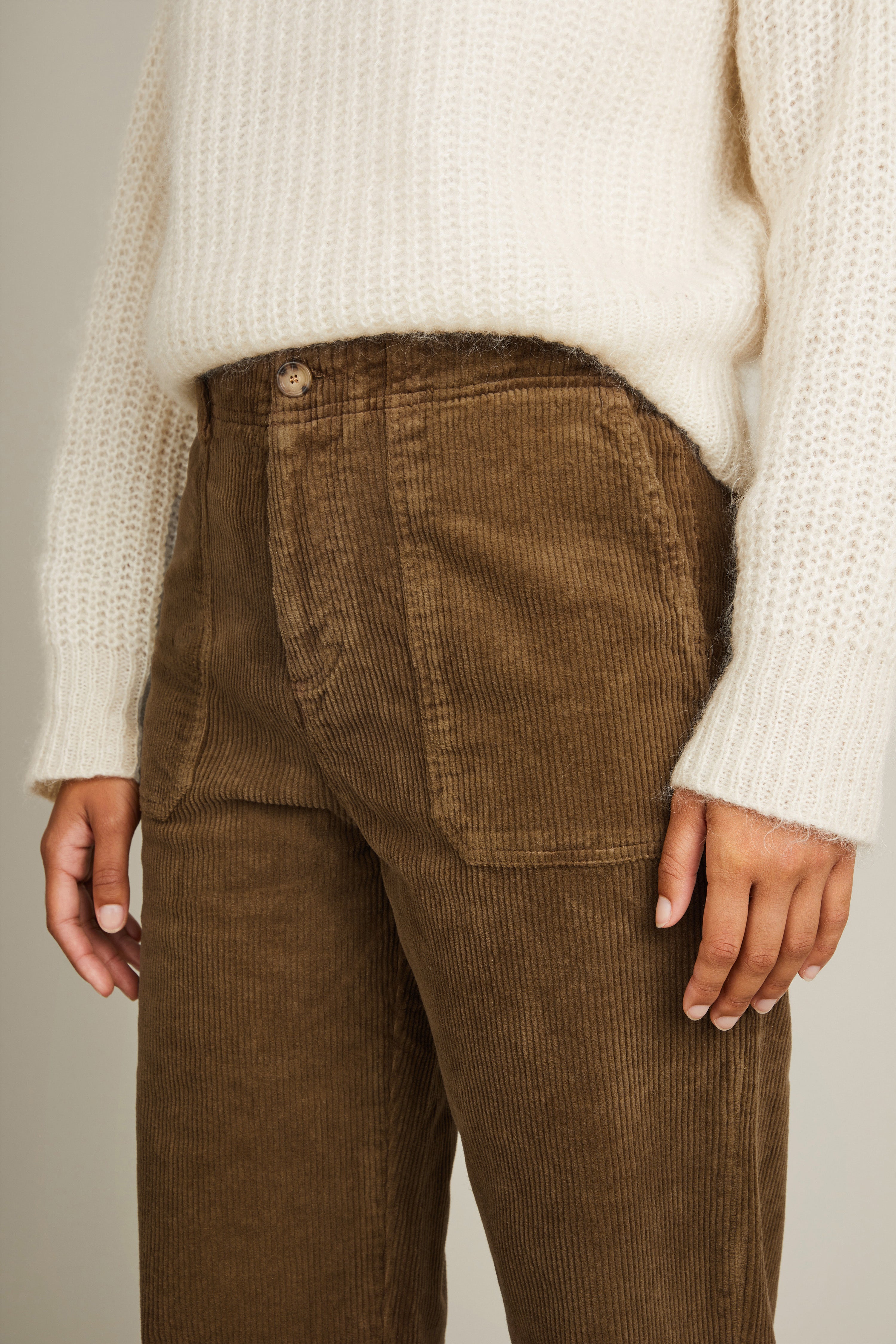 le-pantalon-carpenter-velours-pantalon-brun-taille-haute image 6